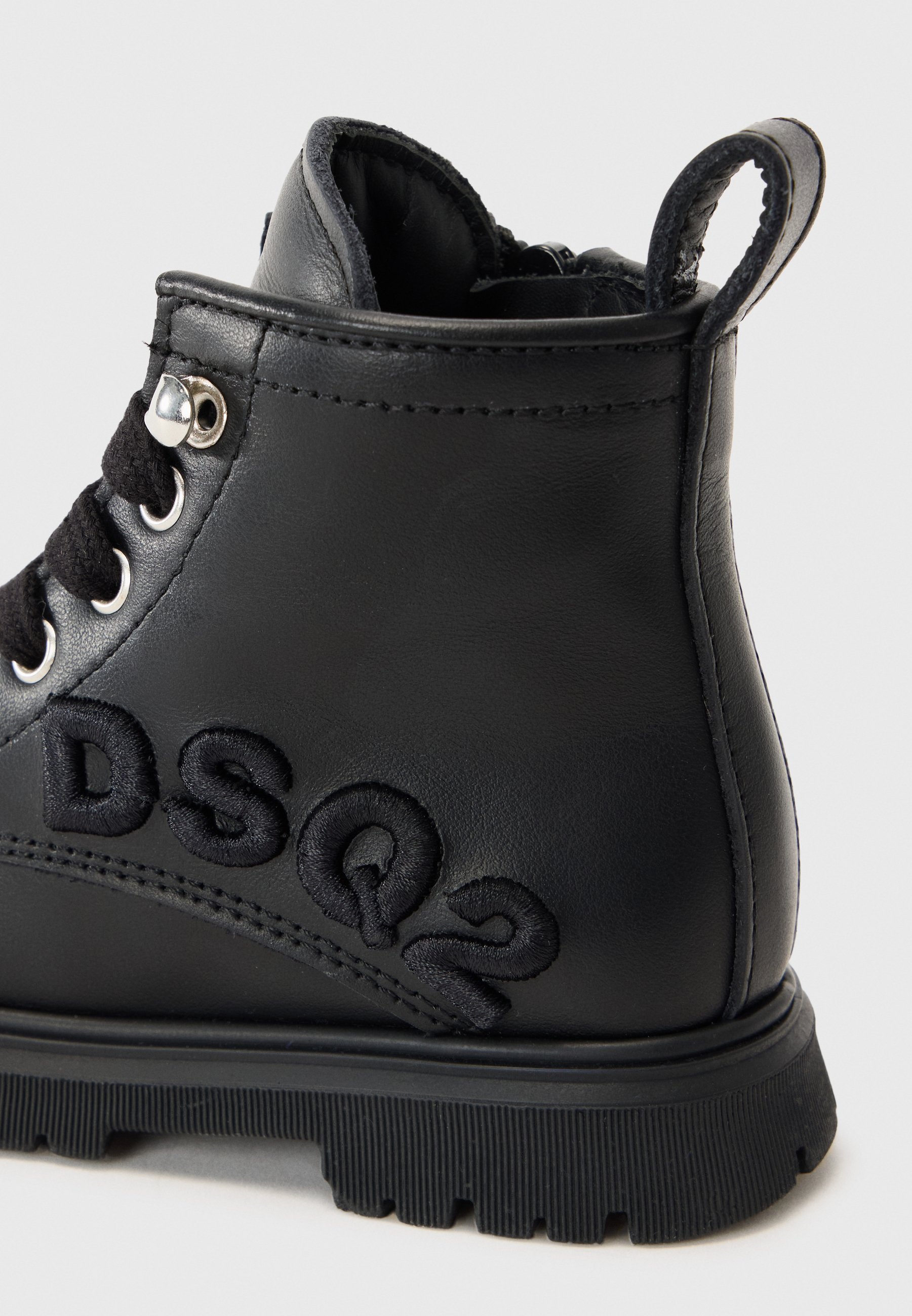 Dsquared2 UNISEX - Enkellaarsjes met vetersluiting - zwart
