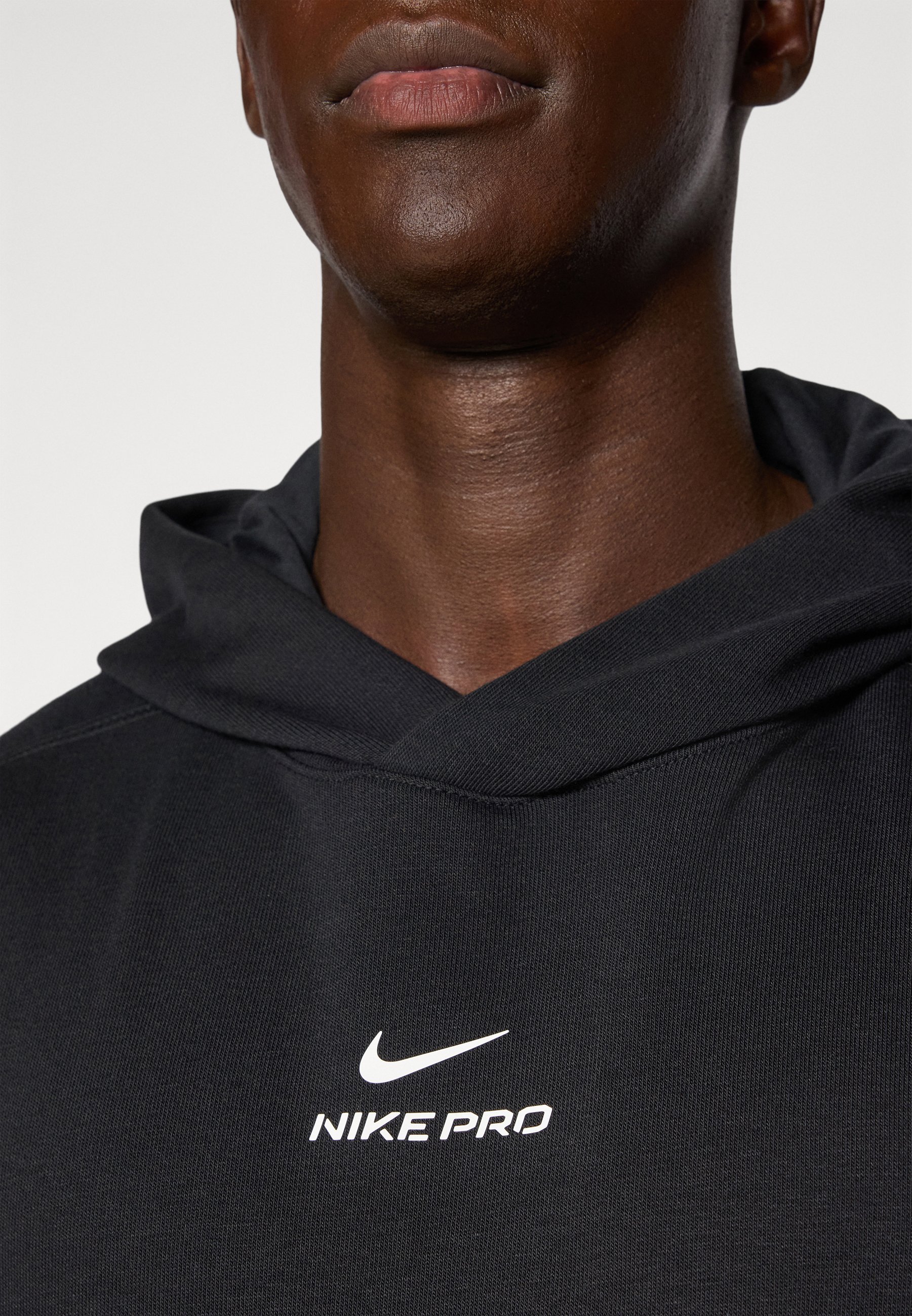 Sweat à capuche Nike Performance MIDLAYER - Noir/Blanc