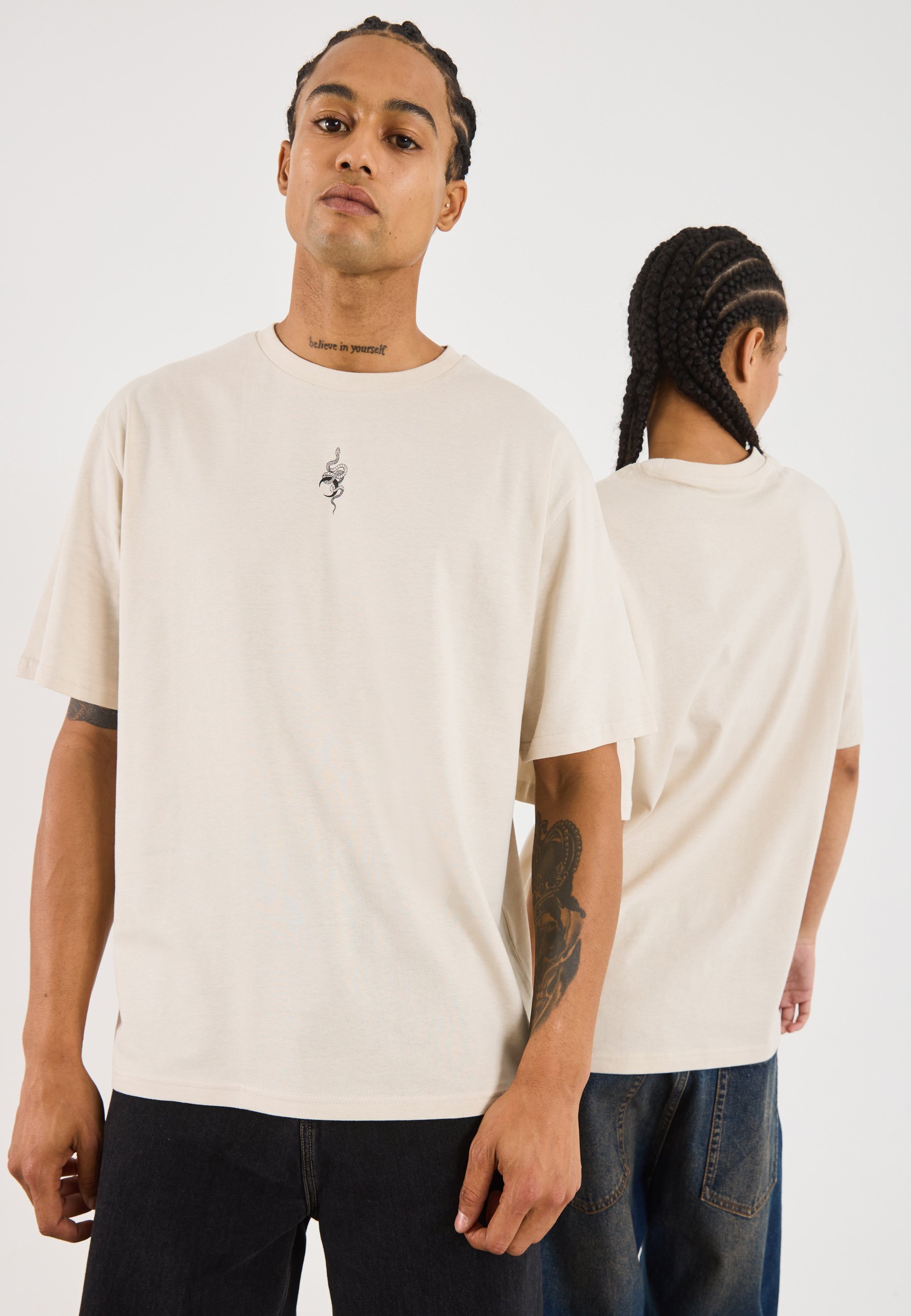 YOURTURN Unisex 5er-Pack – Bedrucktes T-Shirt – Schokoladenbraun/Mondschein/Strahlendweiß/Schwarz