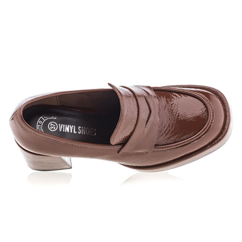 Naisten ruskeat loaferit/veneilykengät