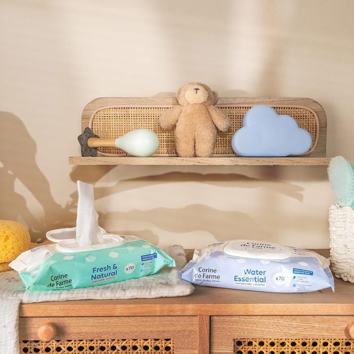 Lingettes Bébé Nettoyantes Change Water Essential - 99% d'Eau Purifiée - Produit de Toilette d'Origine Végétale
