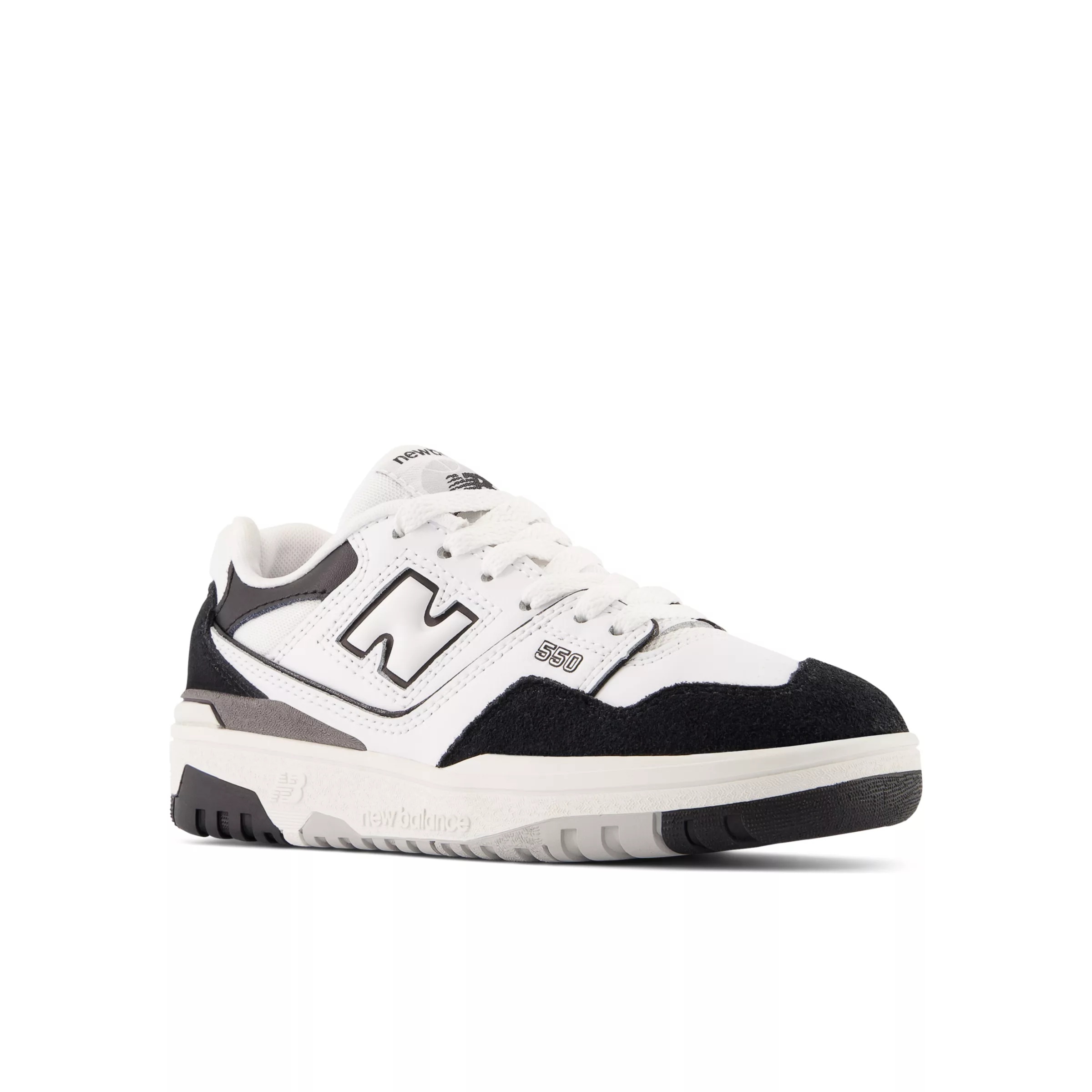 550 White con black e rain cloud