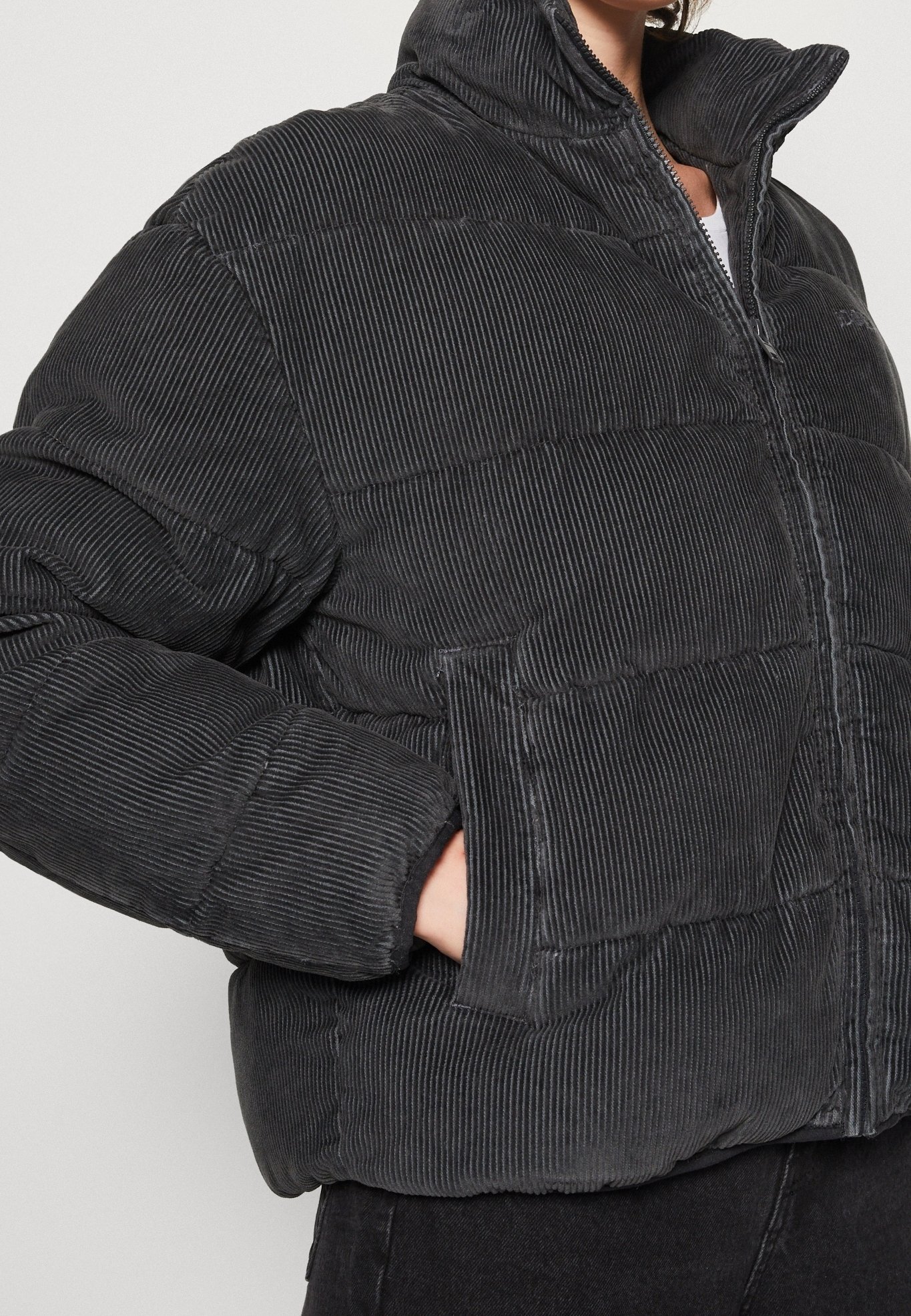BDG Urban Outfitters winterjas - zwart