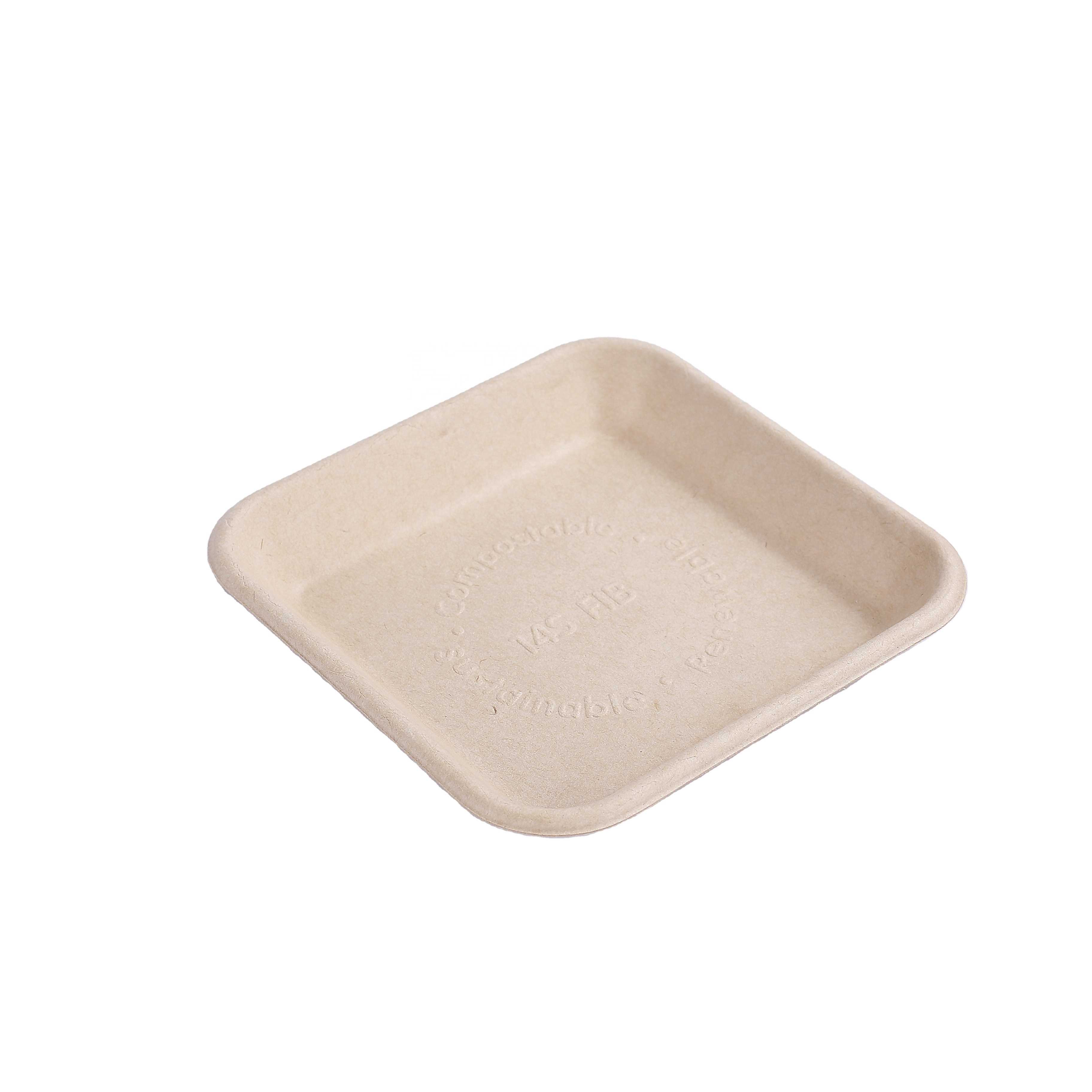 Plateaux d'emballage alimentaire en papier écologique en bagasse de canne à sucre biodégradable pour supermarchés, destinés à la viande et aux fruits.
