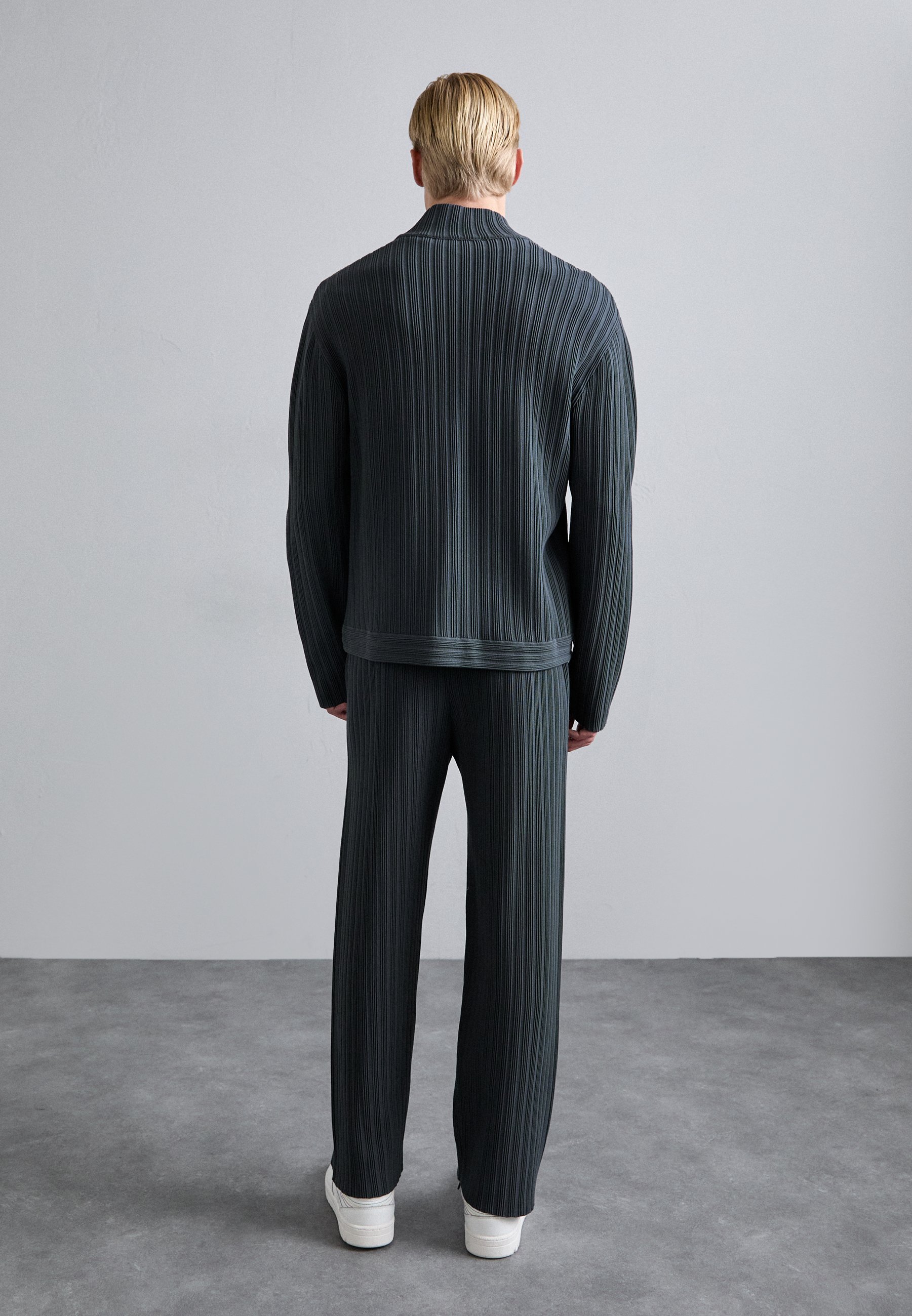 Emporio Armani BROEK - Trousers - woodland gray