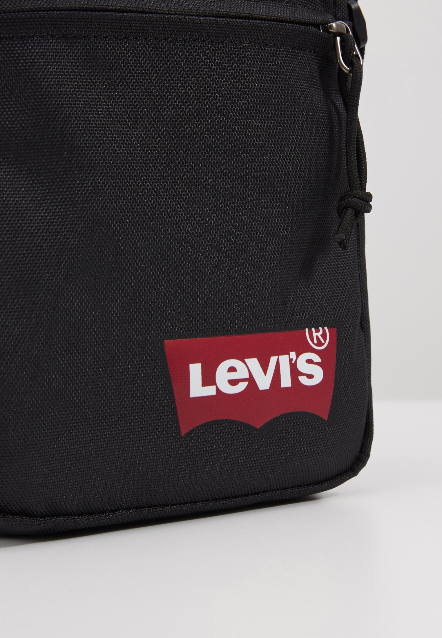 Levi's® MINI CROSSBODY SOLID BATWING UNISEX - Crossbodytas - normaal zwart