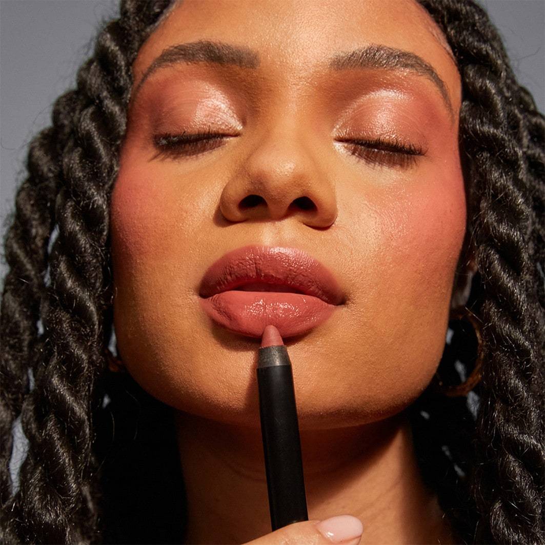 Nudestix lūpu krāsa Intensive Matte Lip + Vaigu zīmulis - 2,8 g
