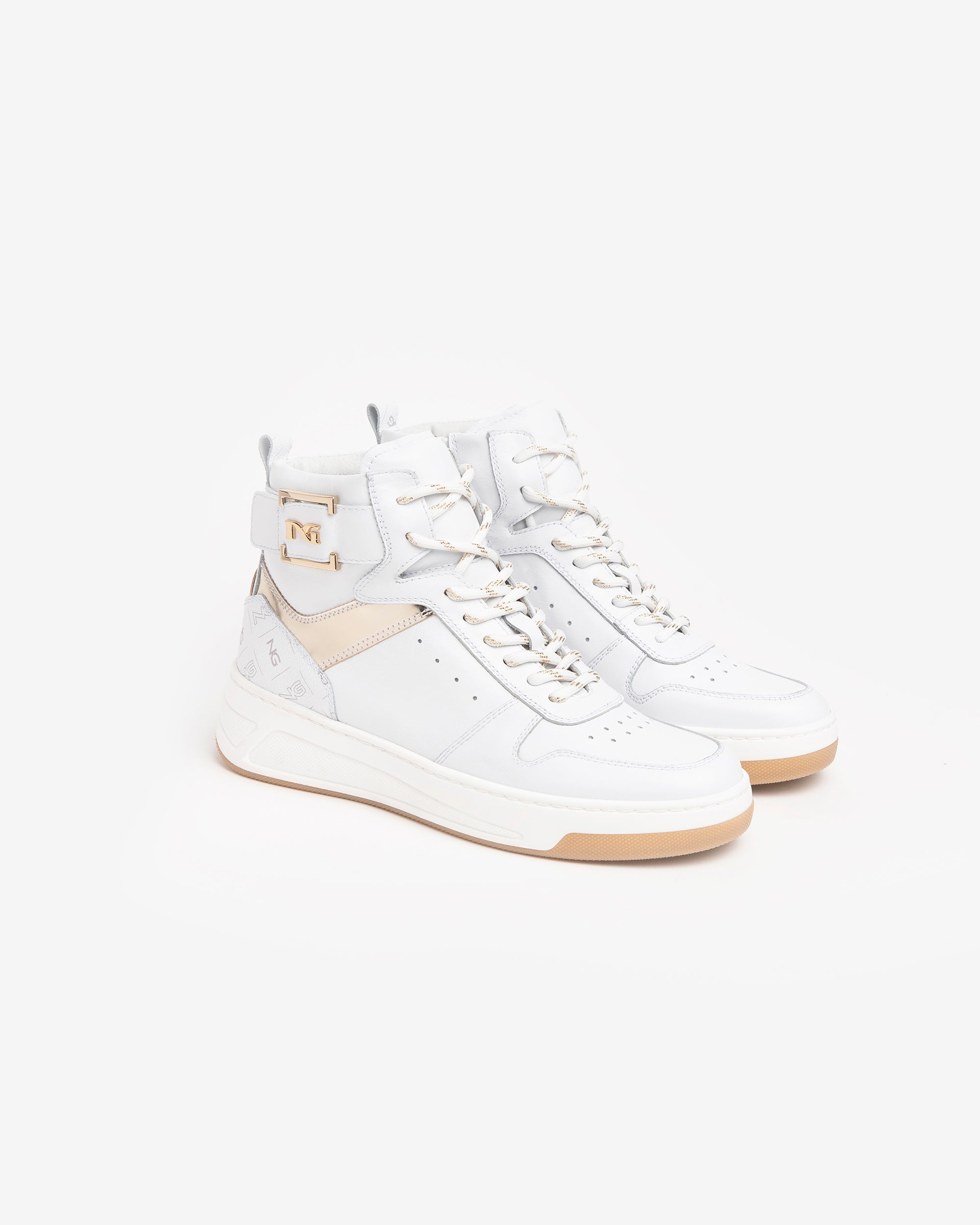  Baskets en cuir