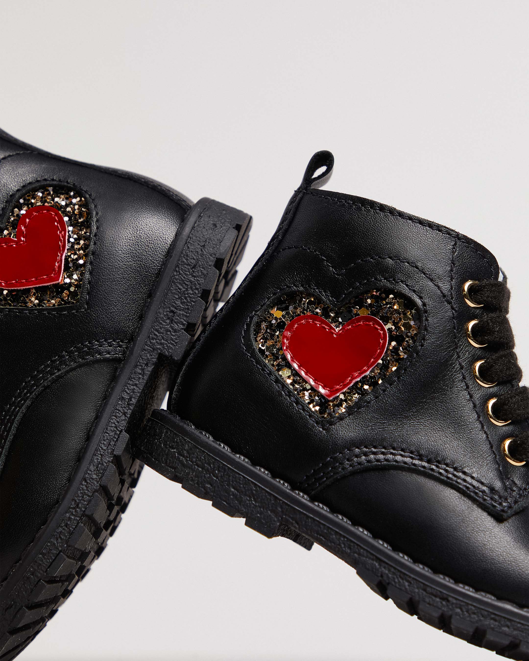  Bottes pour jeunes filles en cuir et matériaux techniques