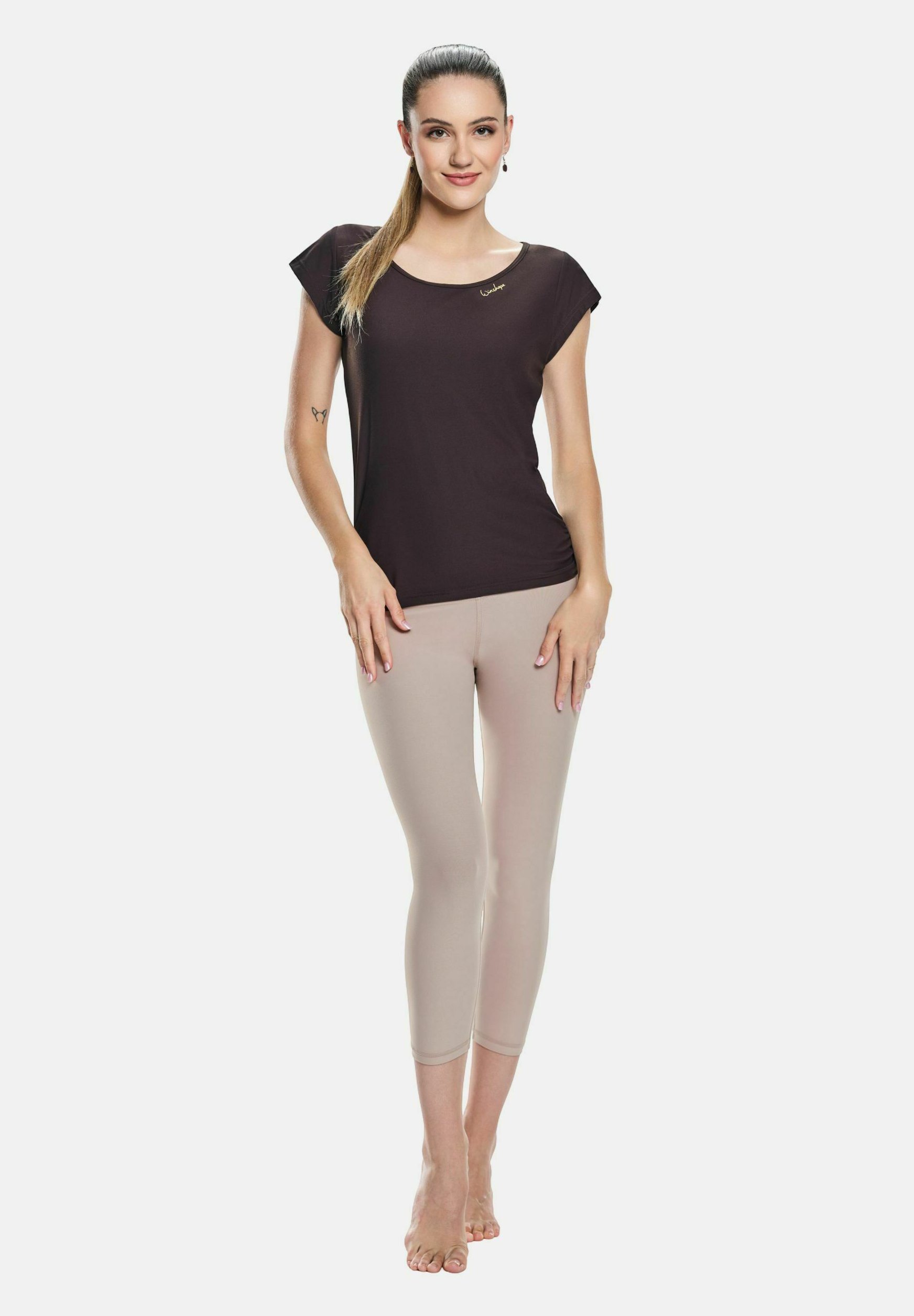 Winshape FUNCTIONEEL LICHT EN ZACHT - Sport T-shirt - espresso