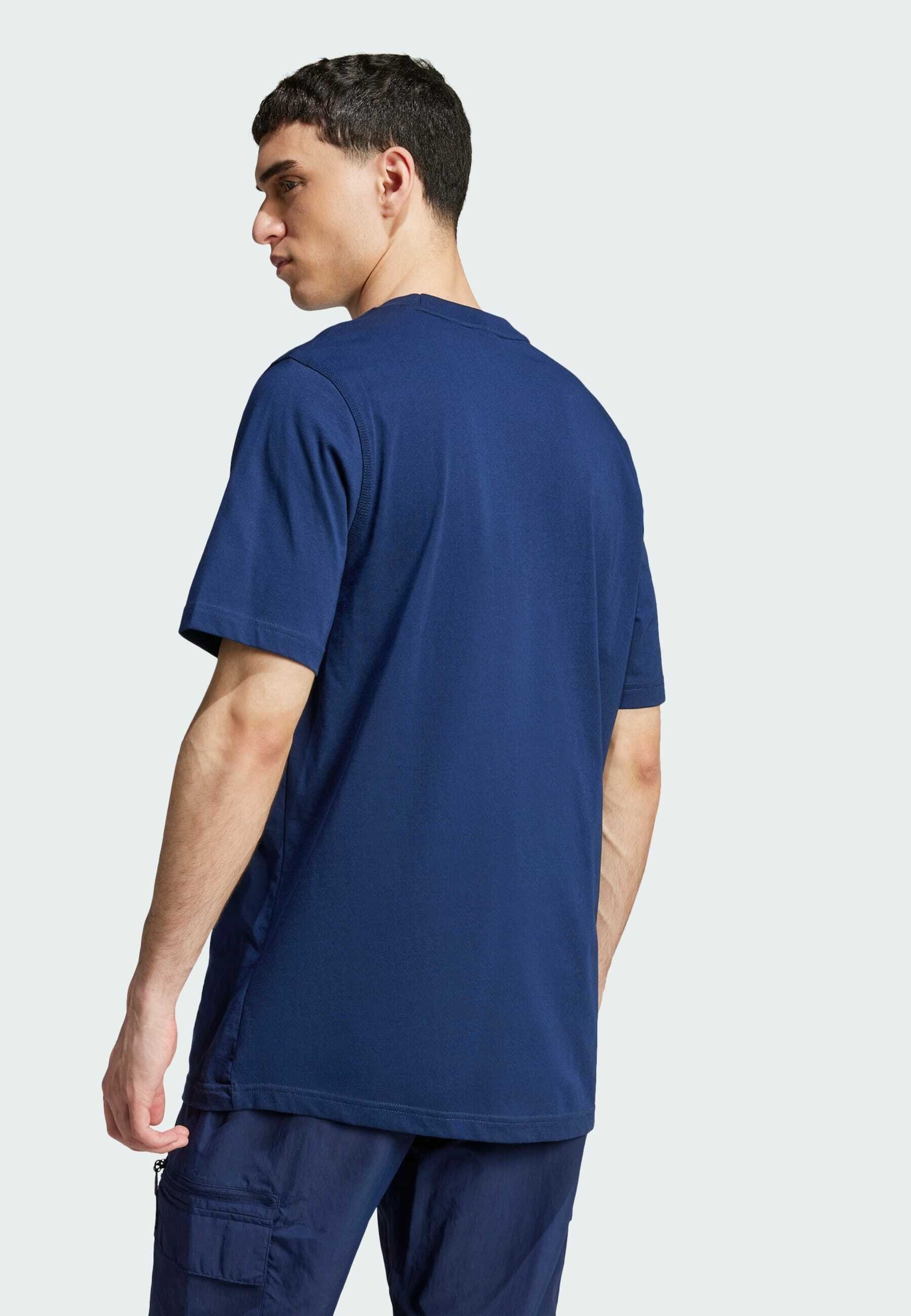 adidas Originals Basic T-shirts