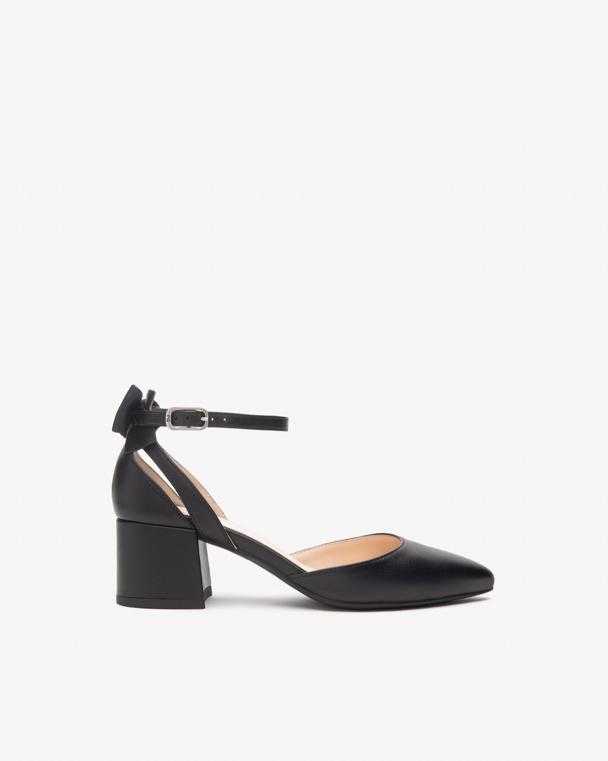  Damen-Pumps aus Leder