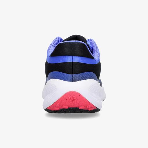  Nike Revolution 7