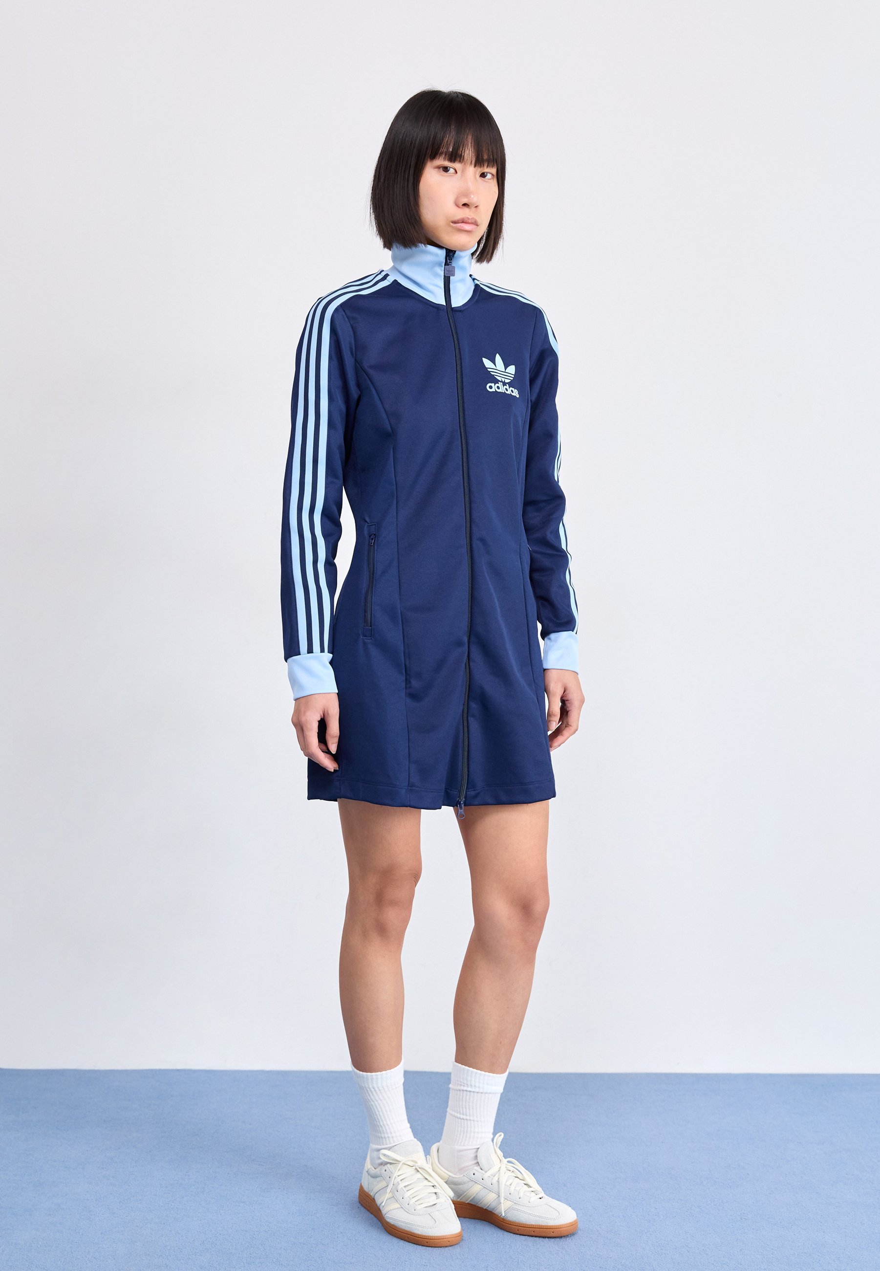 adidas Originals TRACK DRESS - Dagjurk - Nachtjurk indigo