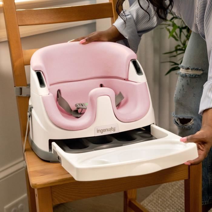 Seggiolino rialzato INGENUITY per bambini dai 6 mesi ai 3 anni, base 2 in 1 Peony, vassoio rimovibile, facile da riporre e pulire.