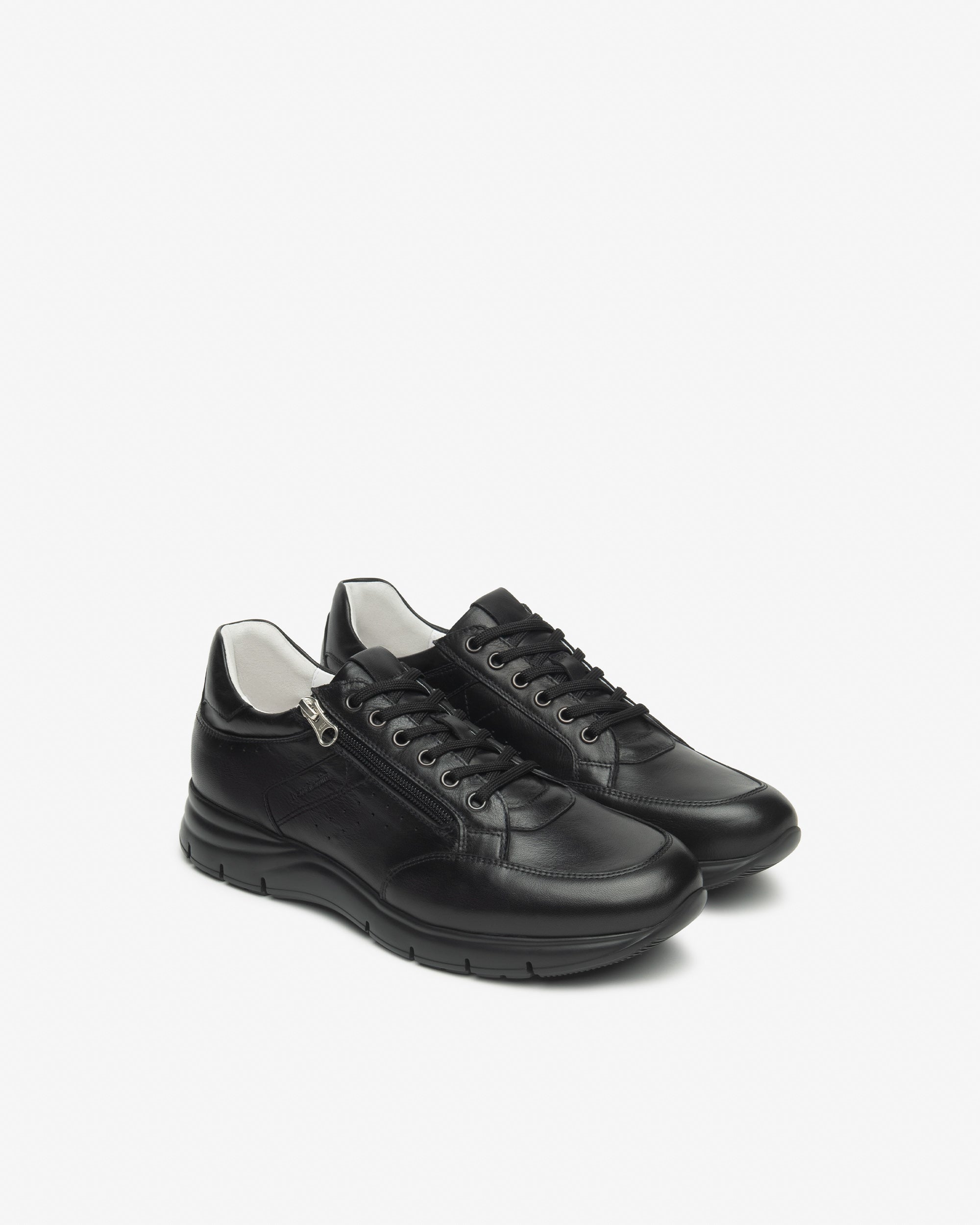  Herren-Sneaker aus Leder