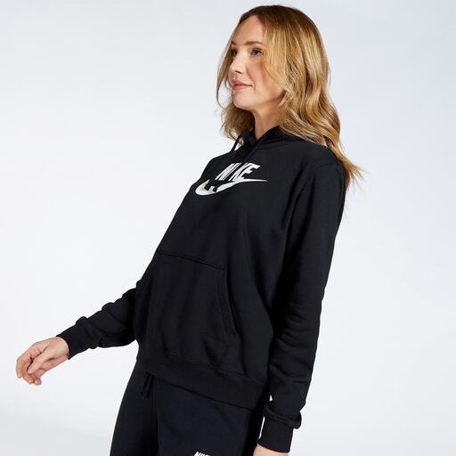 Nike Sportswear Club