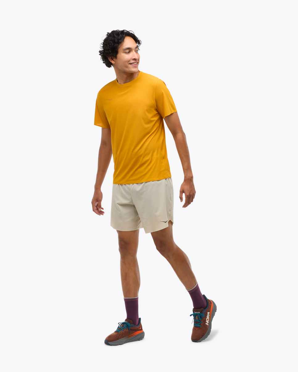 HOKA Airolite Run Top Varsity / Geel