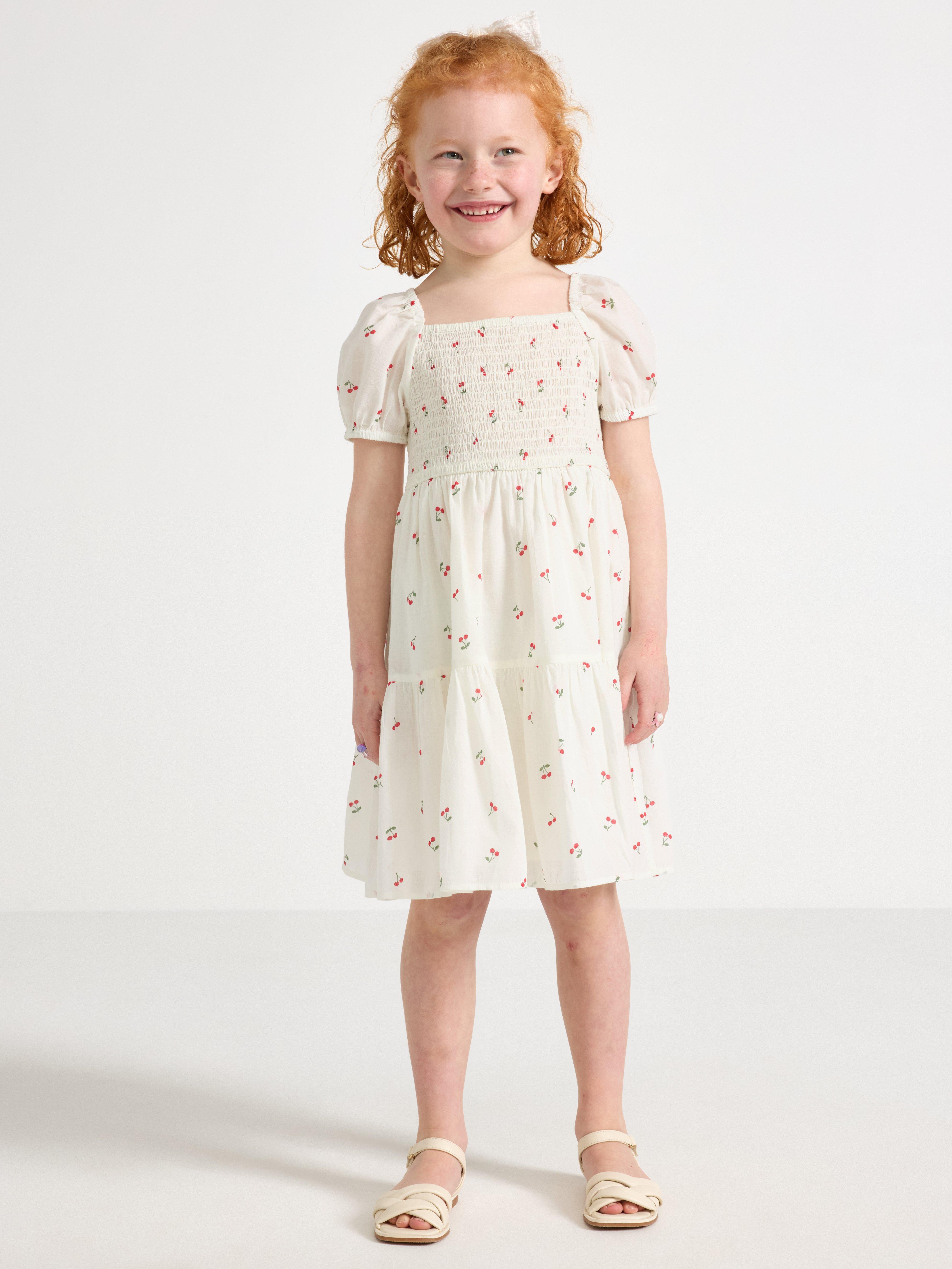 Vestido fruncido, color blanco empolvado claro