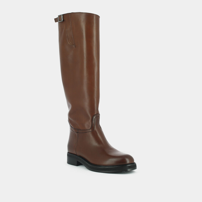 Bottes à boucles argentées  en cuir cognac