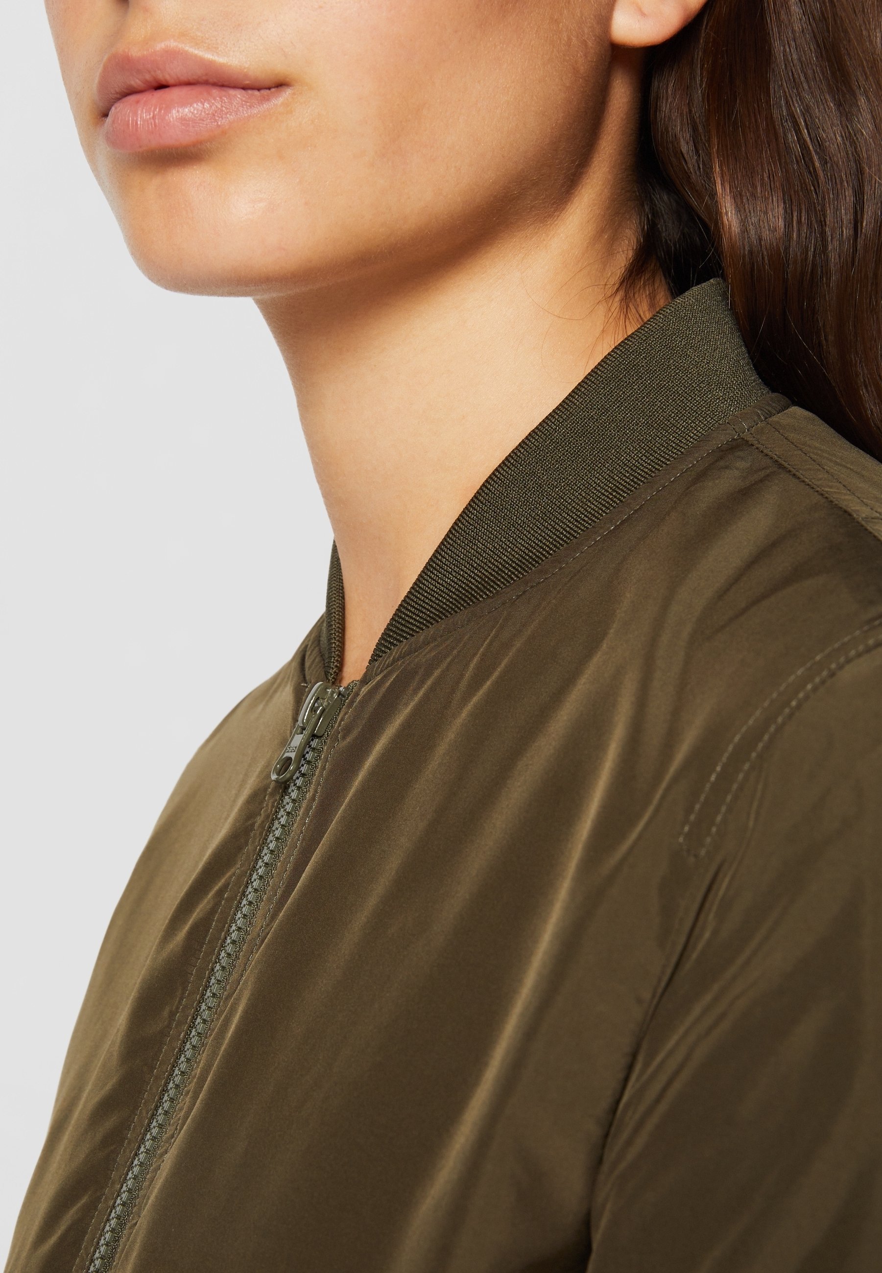 Giacca bomber Urban Classics - verde scuro