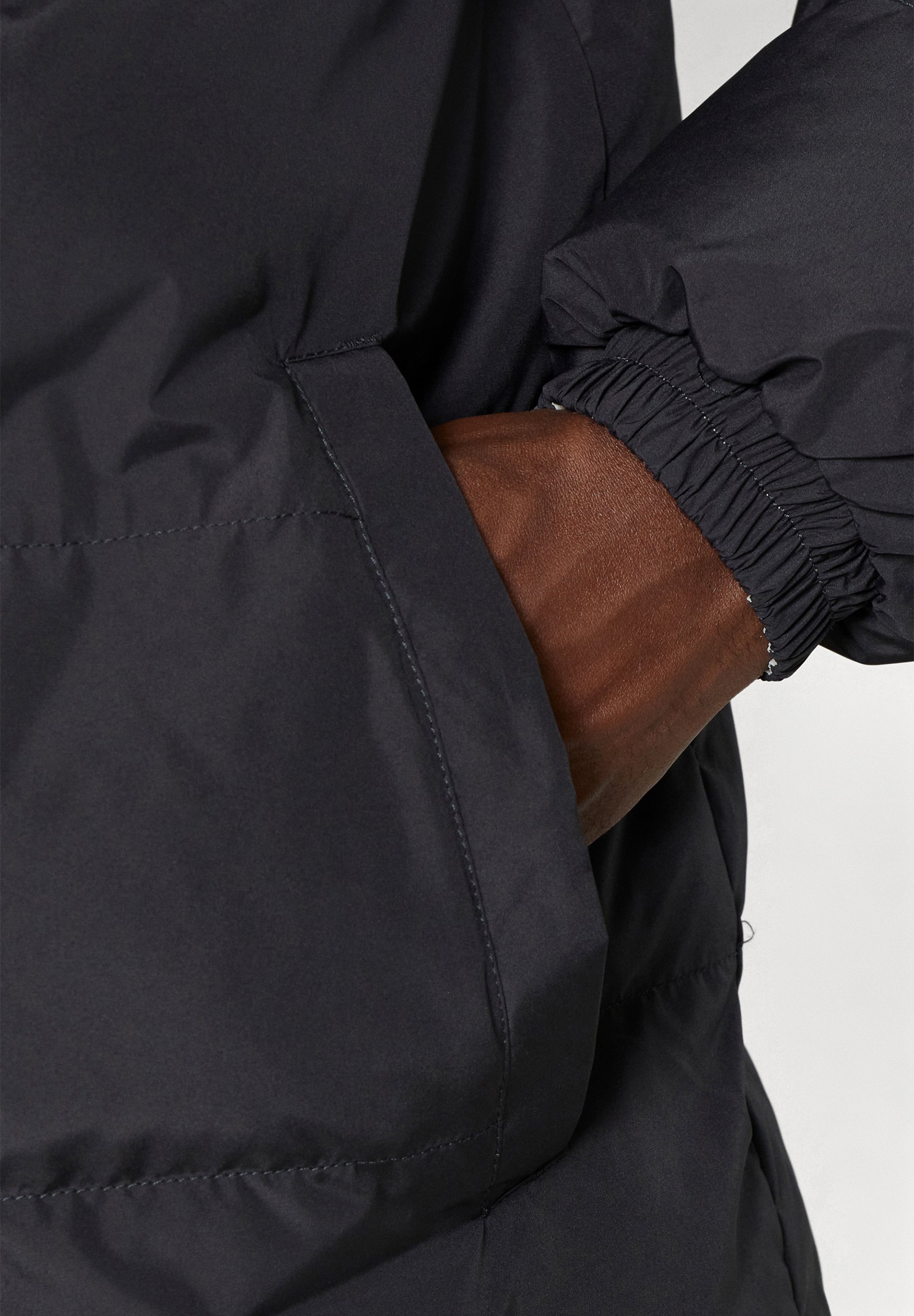 HOODIE JACKET - Zimní bunda - black