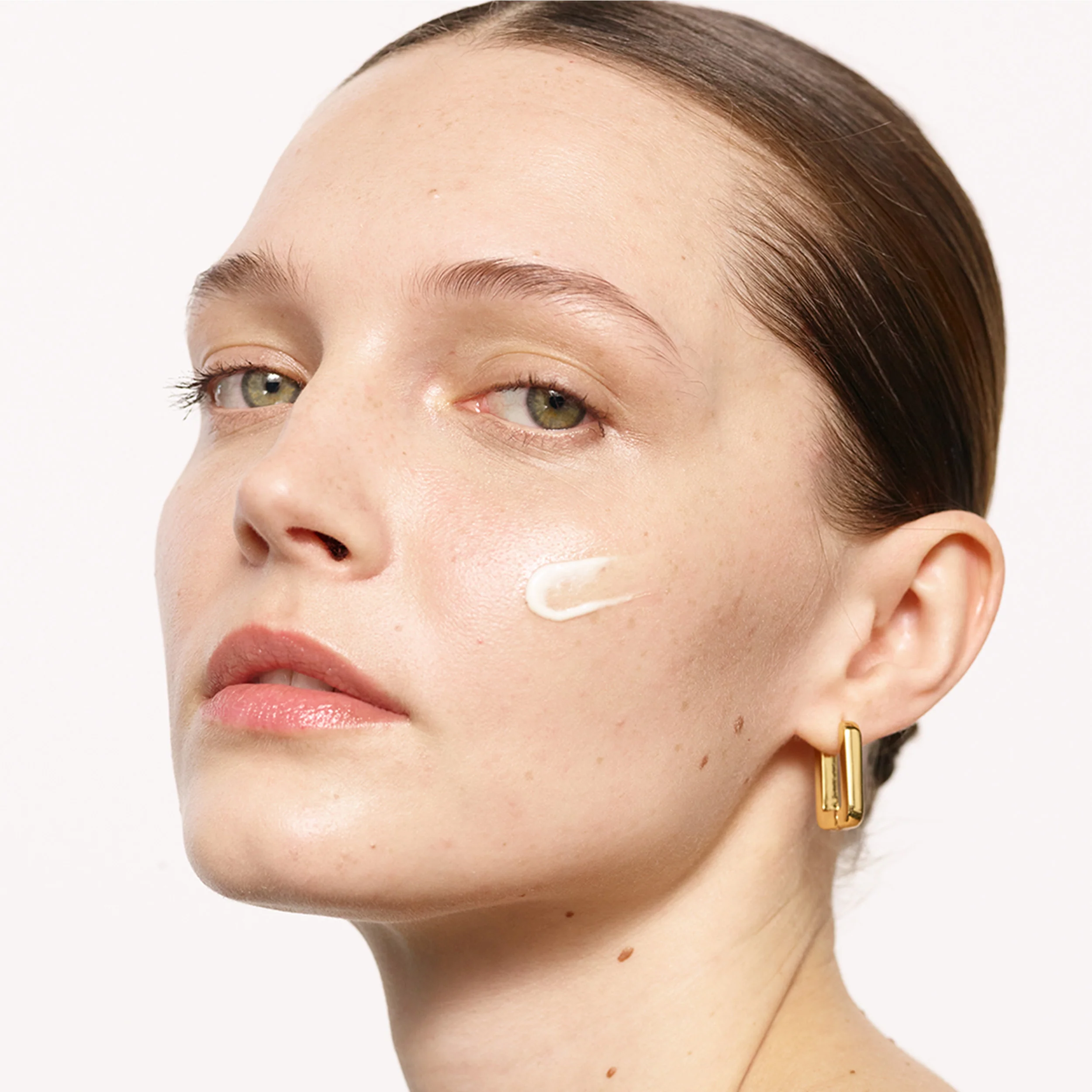 Sensitive skin Oil-Free Milky Fluid SPF50 - Solare viso alta prot.