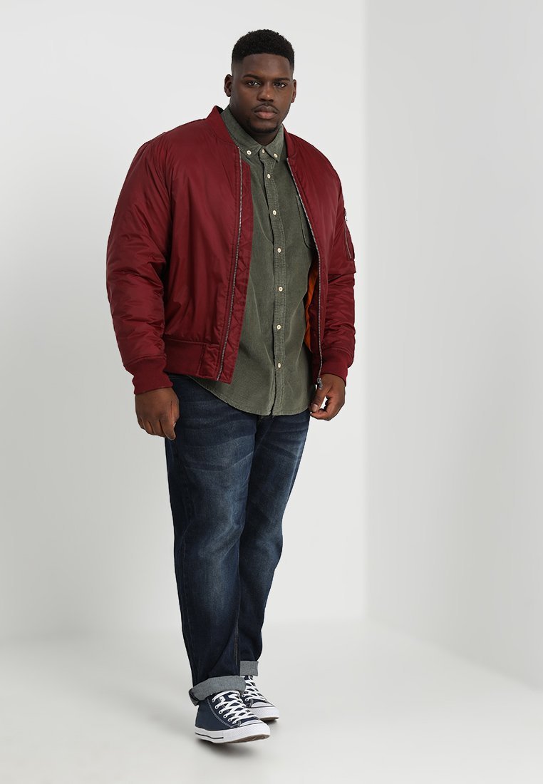 Urban Classics CORDUROY - Skjorte - olive