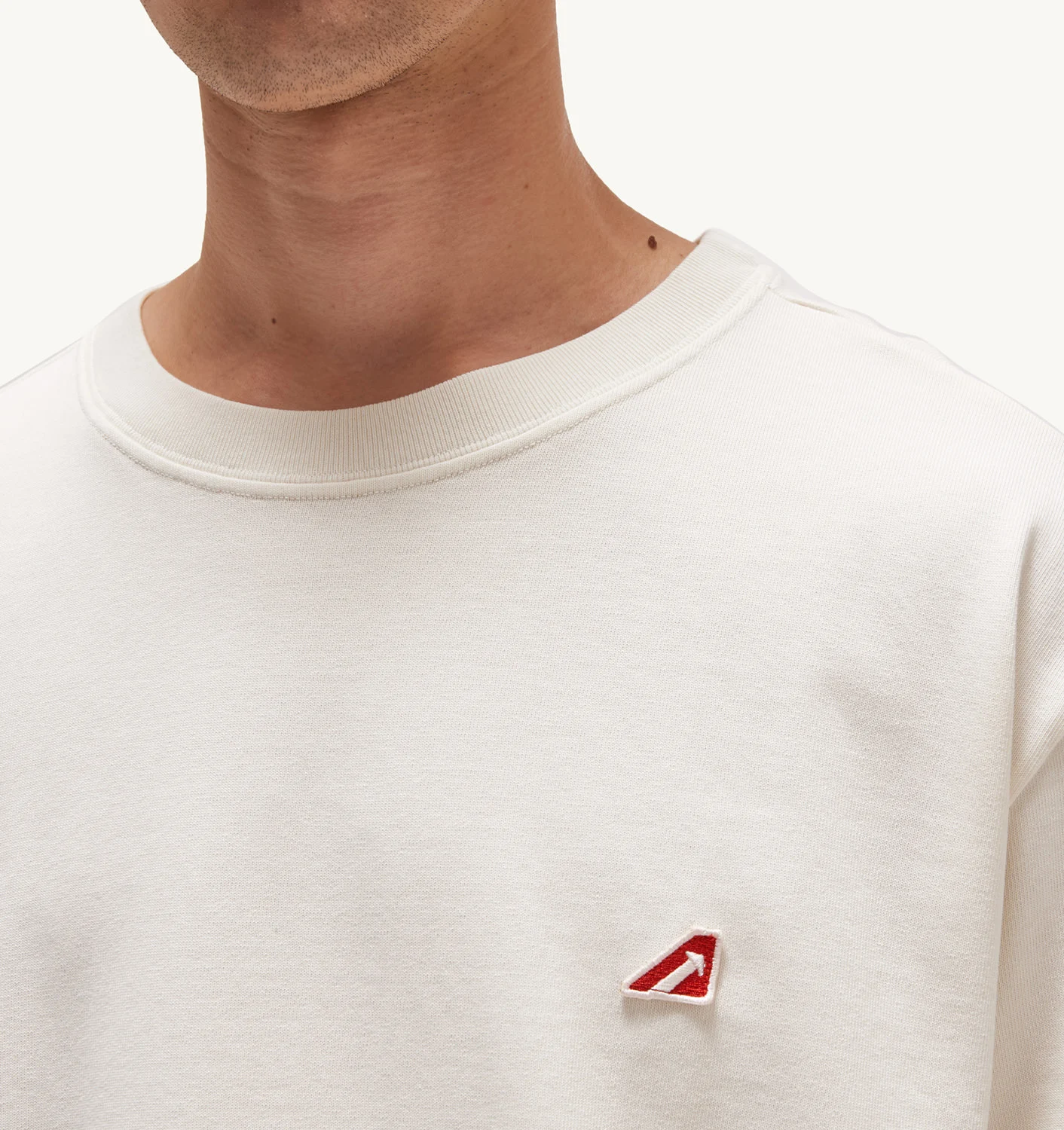 TRICOU AVORIO CU CROIALĂ RELAXATĂ