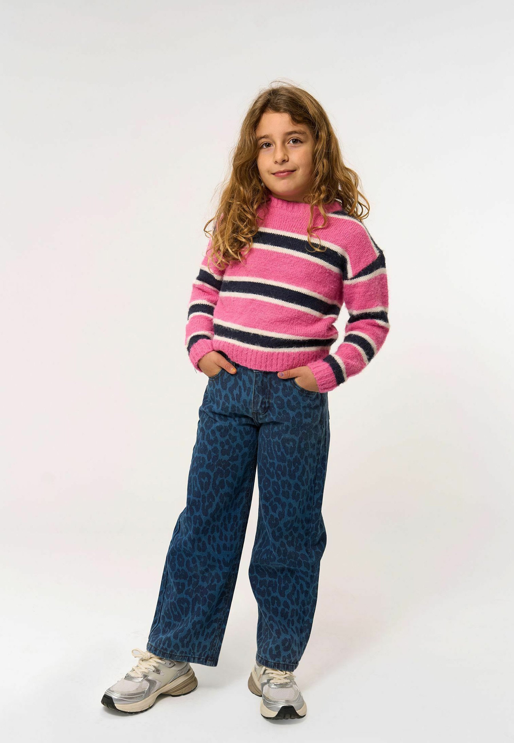Nova PRIMA WIDE - Calça jeans reta - denim azul médio