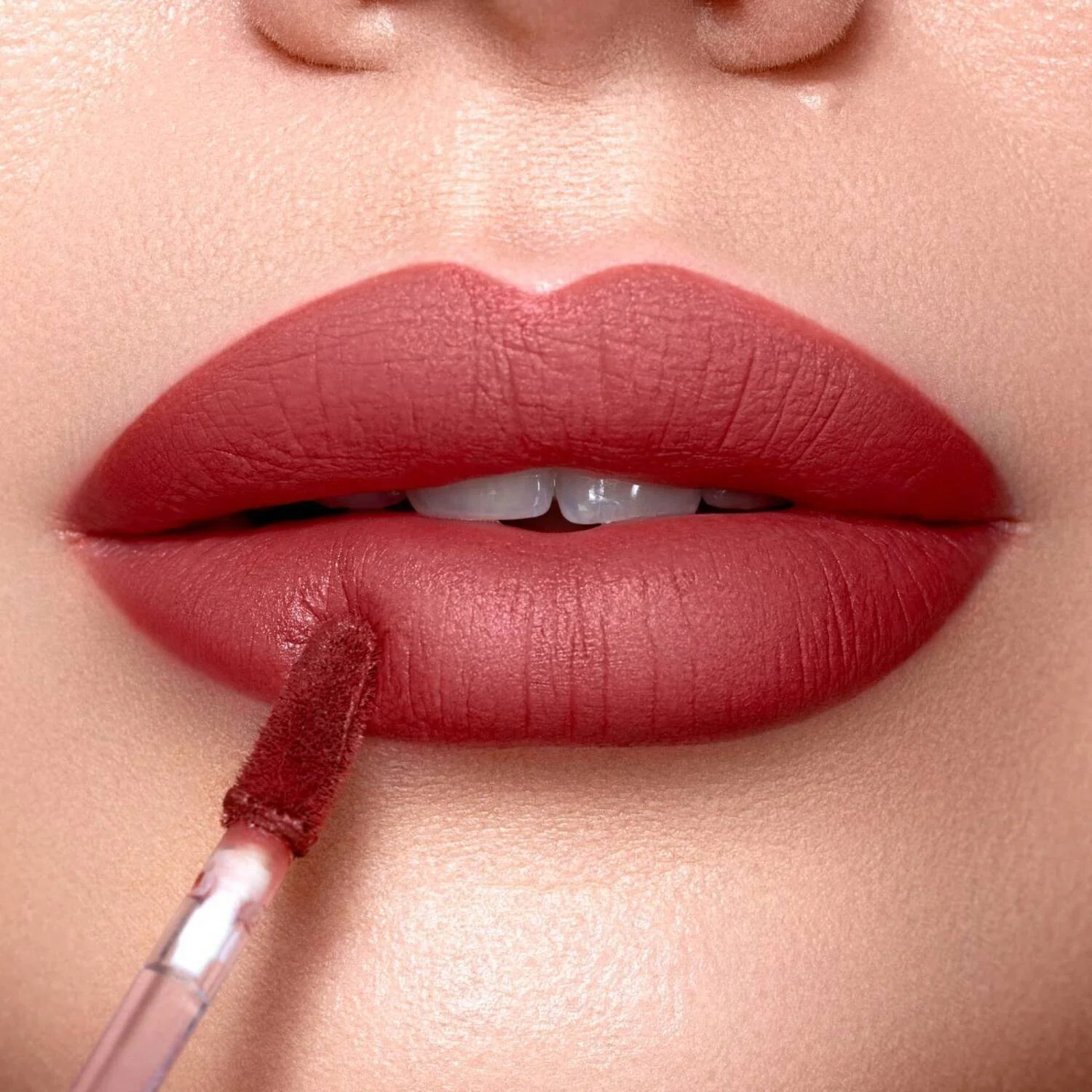 Labbra CLOUD THERAPY LIP MOUSSE - Rossetto mat