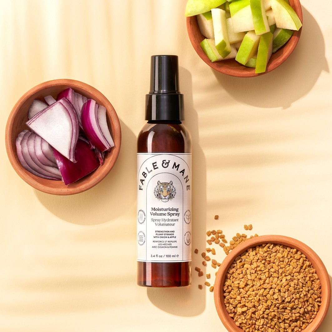 „Fable & Mane“ apimties suteikiantis purškiklis „MahaMane“ drėkinamasis apimties suteikiantis purškiklis – 100 ml