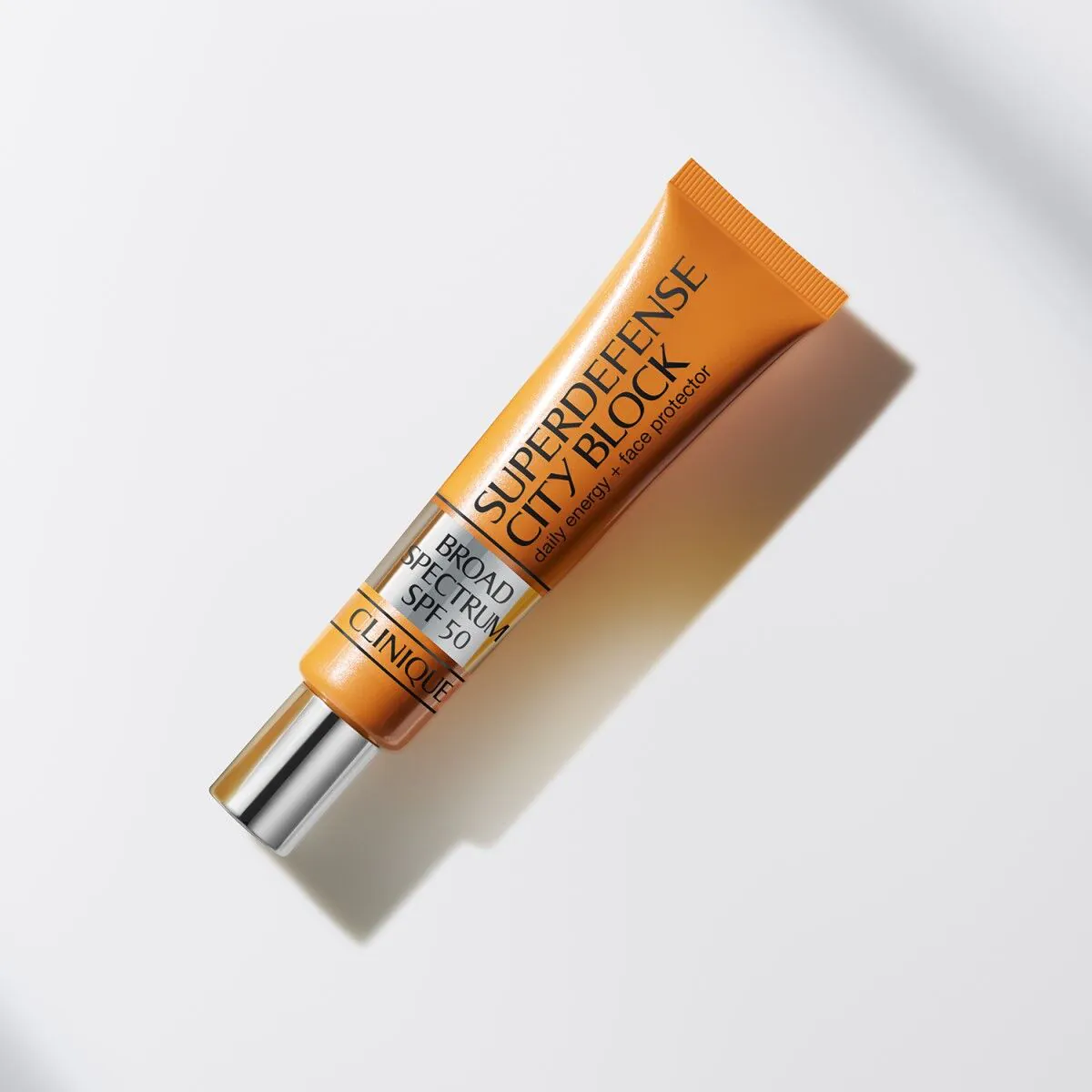 Clinique Superdefense City Block Krem ochronny do twarzy SPF50