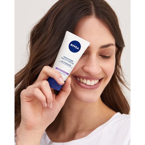 NIVEA Umirujuća noćna krema<br>50ml - Osjetljiva koža