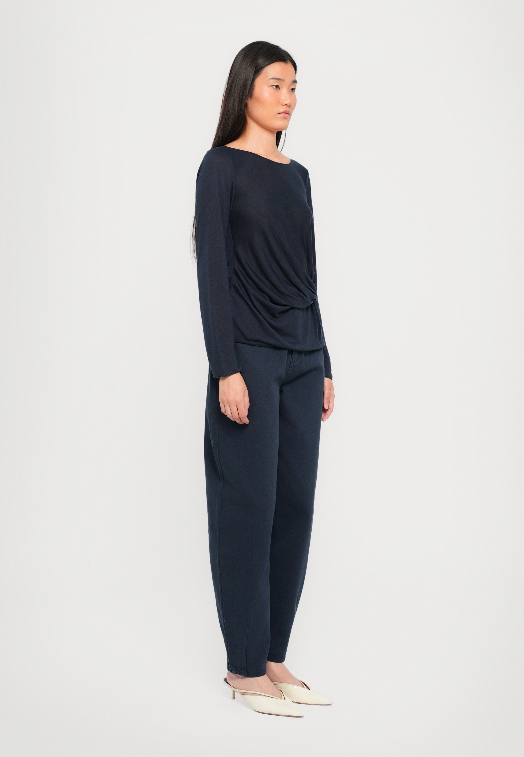 Haut à manches longues Emporio Armani - bleu marine