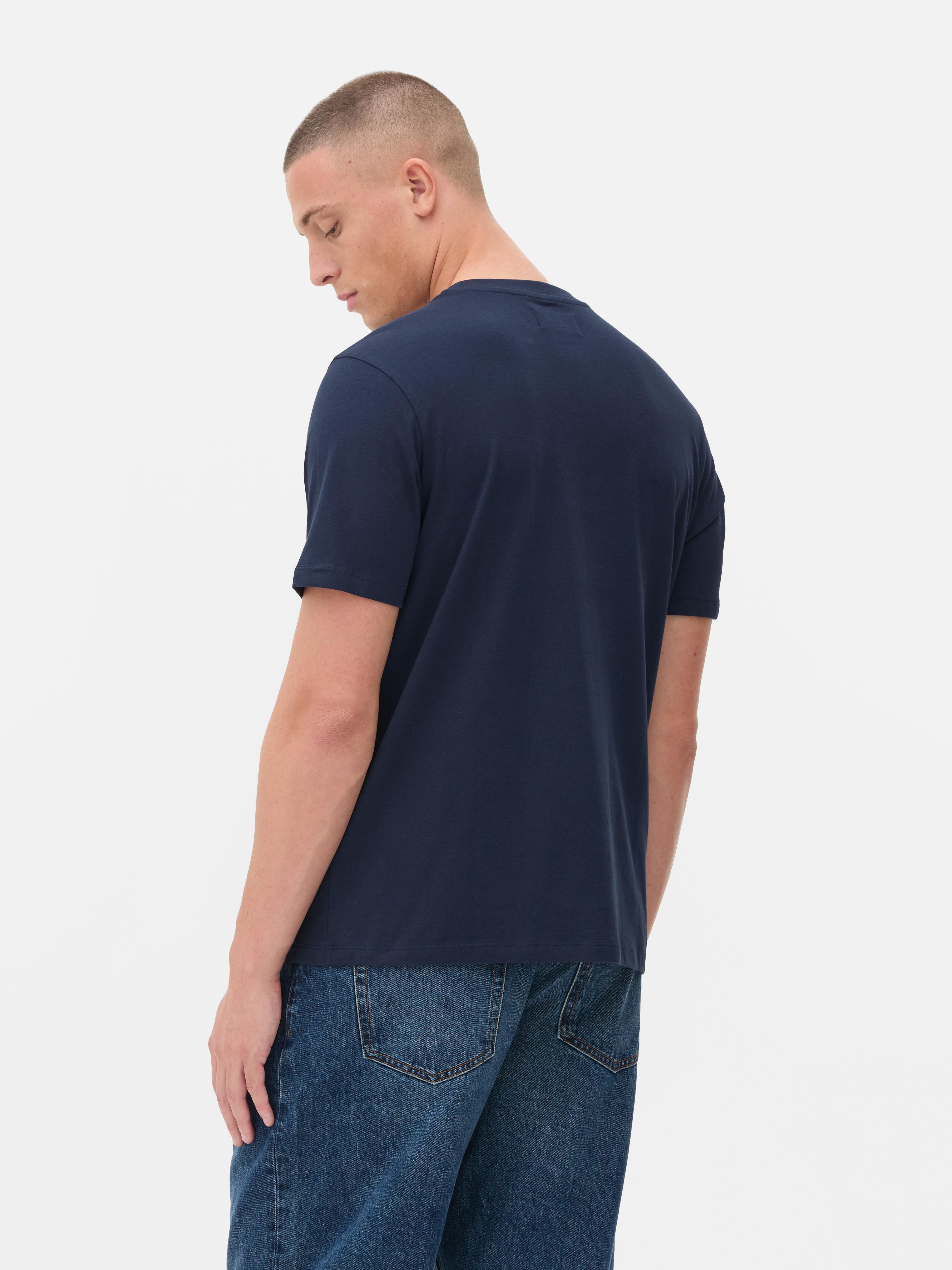 Seoul Print T-Shirt Dieses Rundhals-T-Shirt mit der südkoreanischen Flagge ist ein Must-have für lässige Looks.