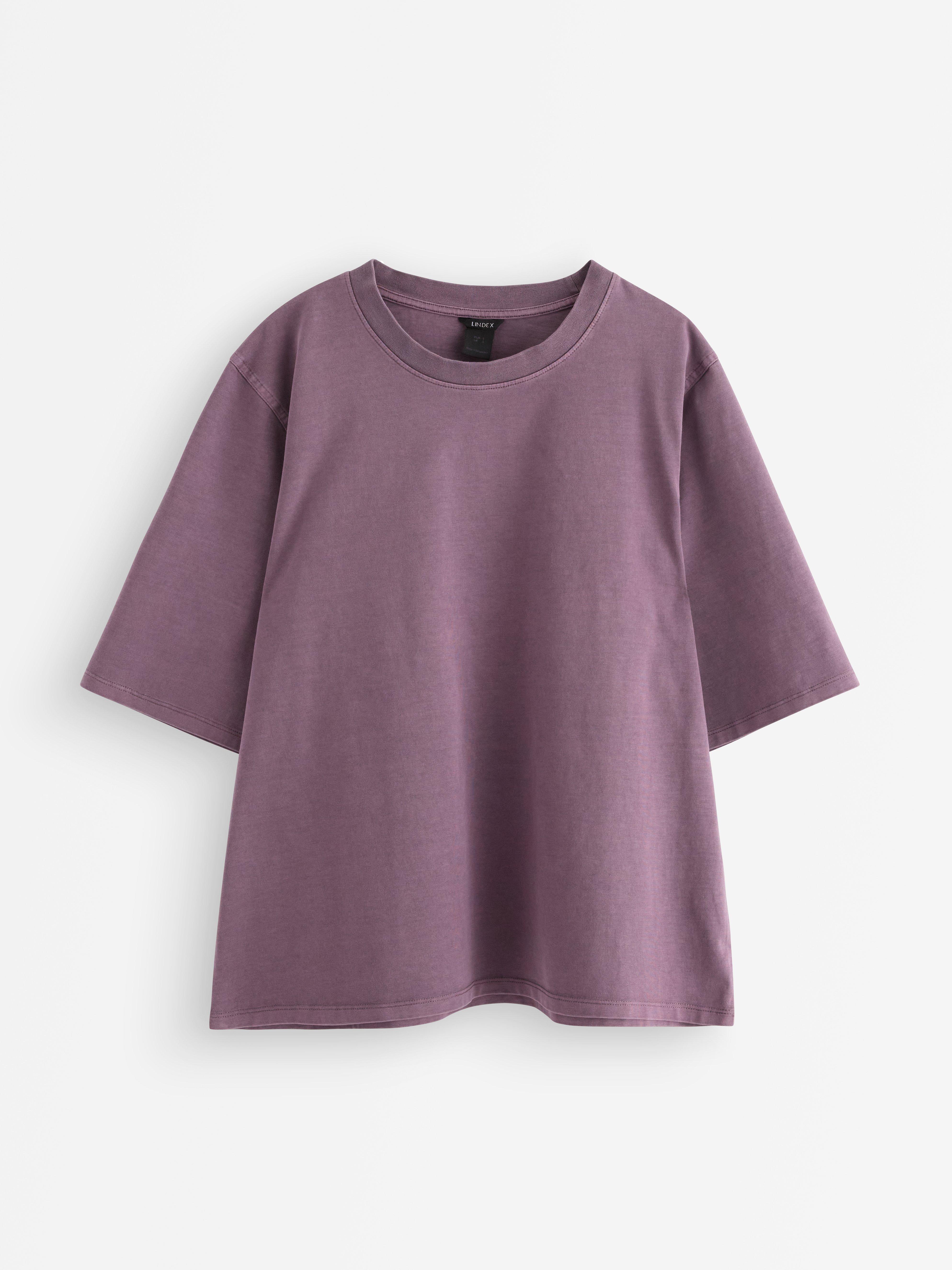 Camiseta oversized lilás