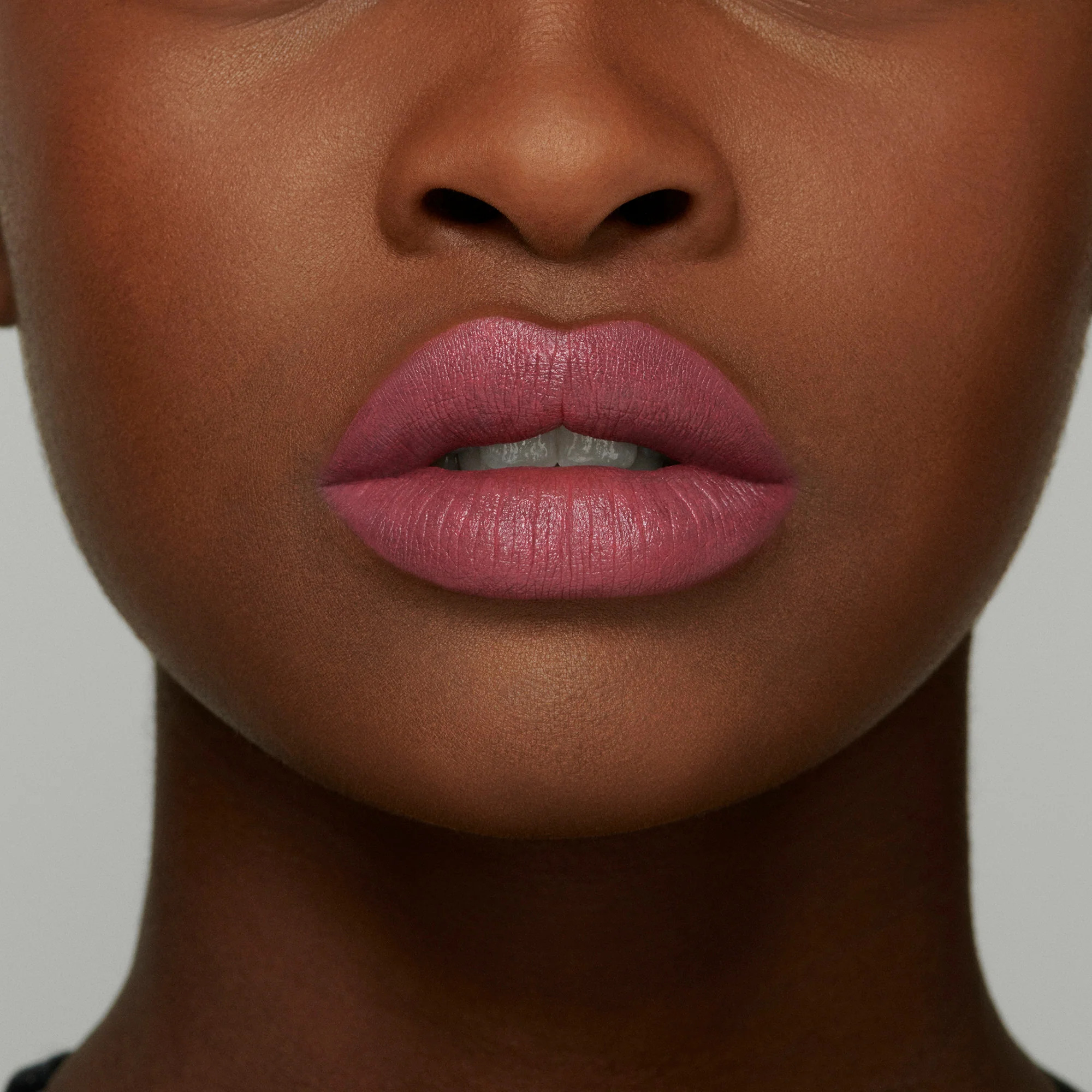 Rossetto Petal Soft Lipstick Crayon - Matitone labbra, Rossetto