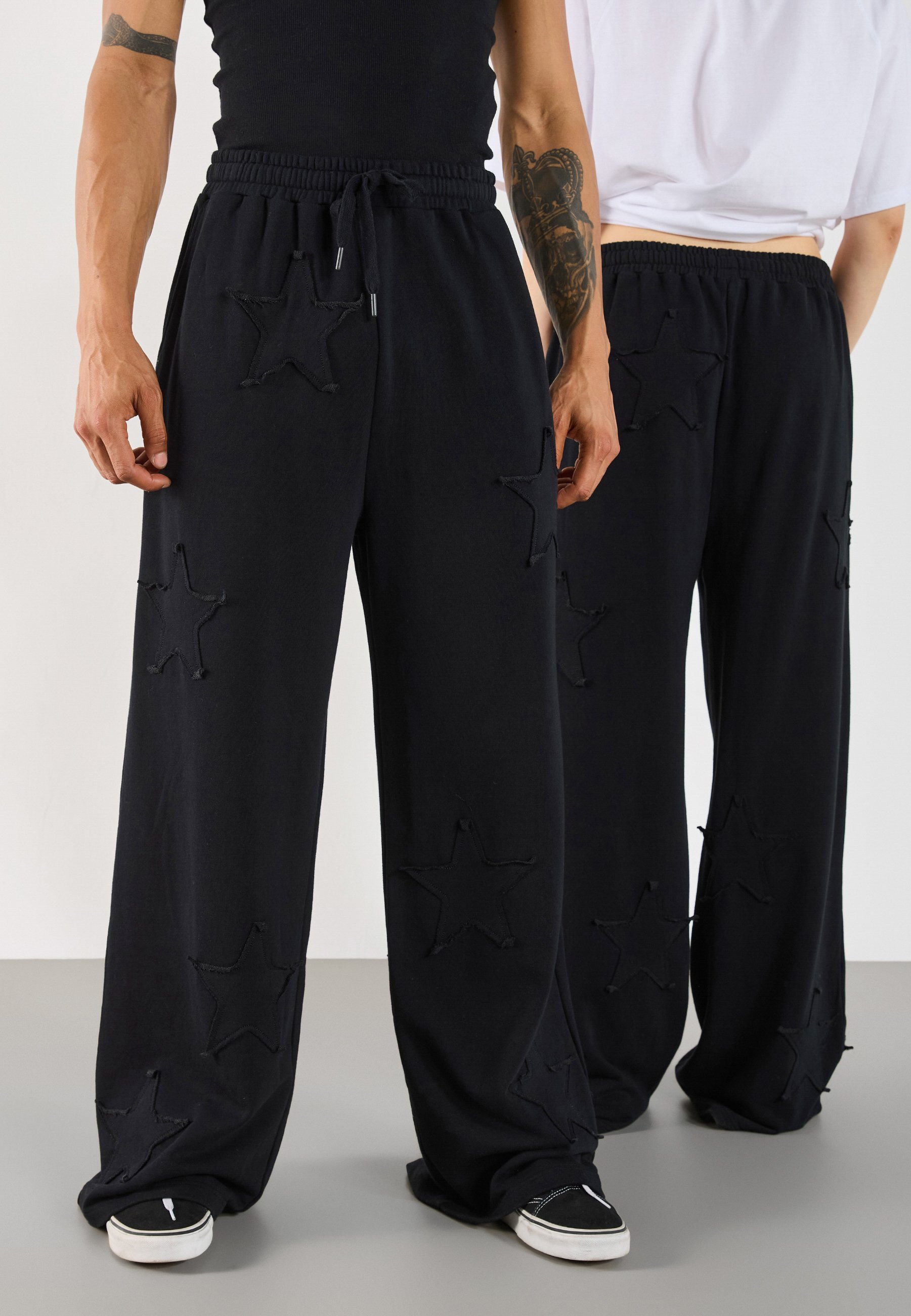 YOURTURN UNISEX - Trainingsbroek - zwart