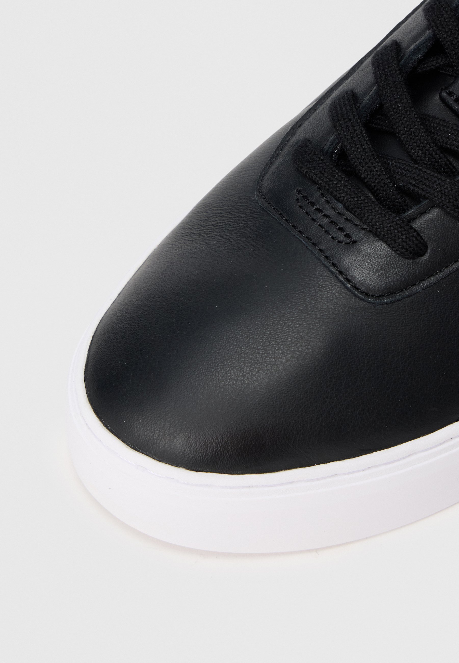 Lacoste COURT SET 225 - Scarpe da ginnastica - nero/bianco