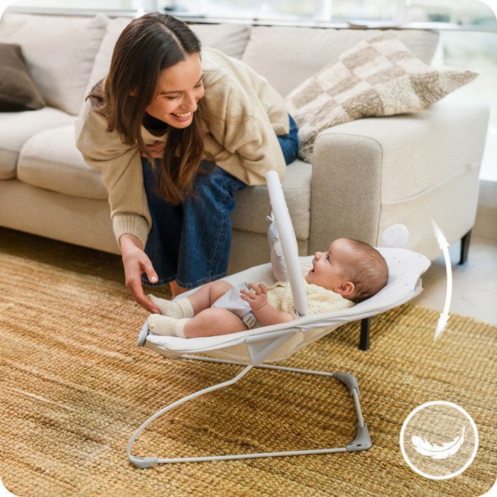 MoMi GLOSSY – Transat Bébé Léger avec Module Sensoriel – 8 Mélodies – Vibration 3 Niveaux – Jouets Inclus – Rose