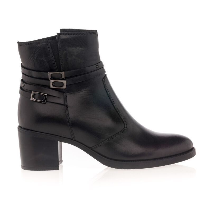 Schwarze Damenstiefel / Stiefeletten