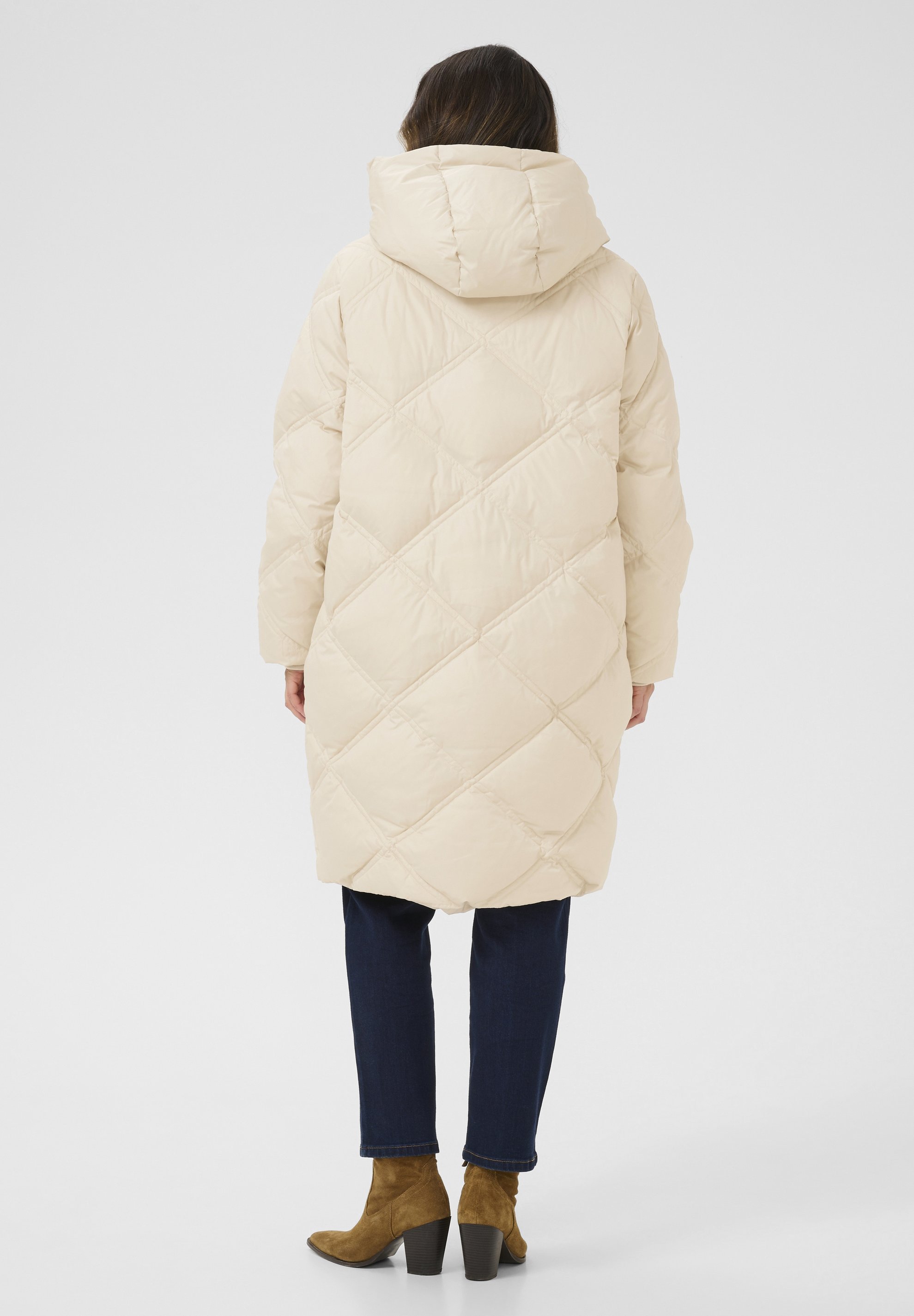 Crème winterjas - oude perkamentrol