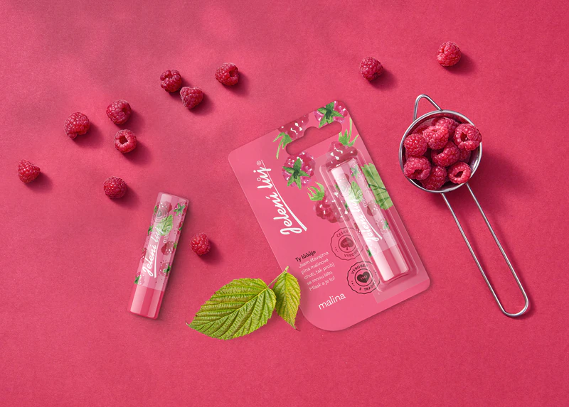 Regina Jelení lůj Raspberry balsam do ust o zapachu malin