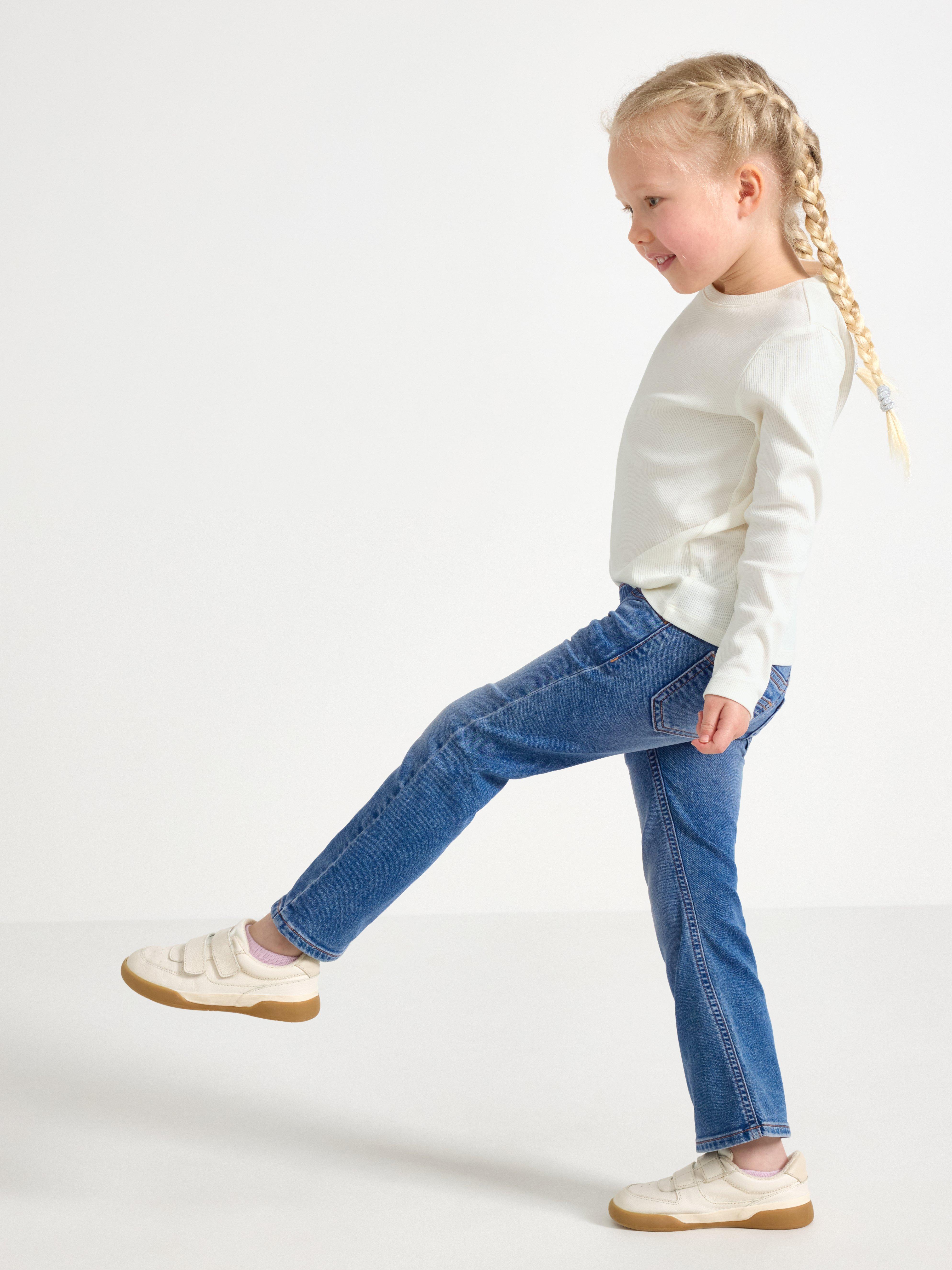 Calça jeans flare FREJA em denim