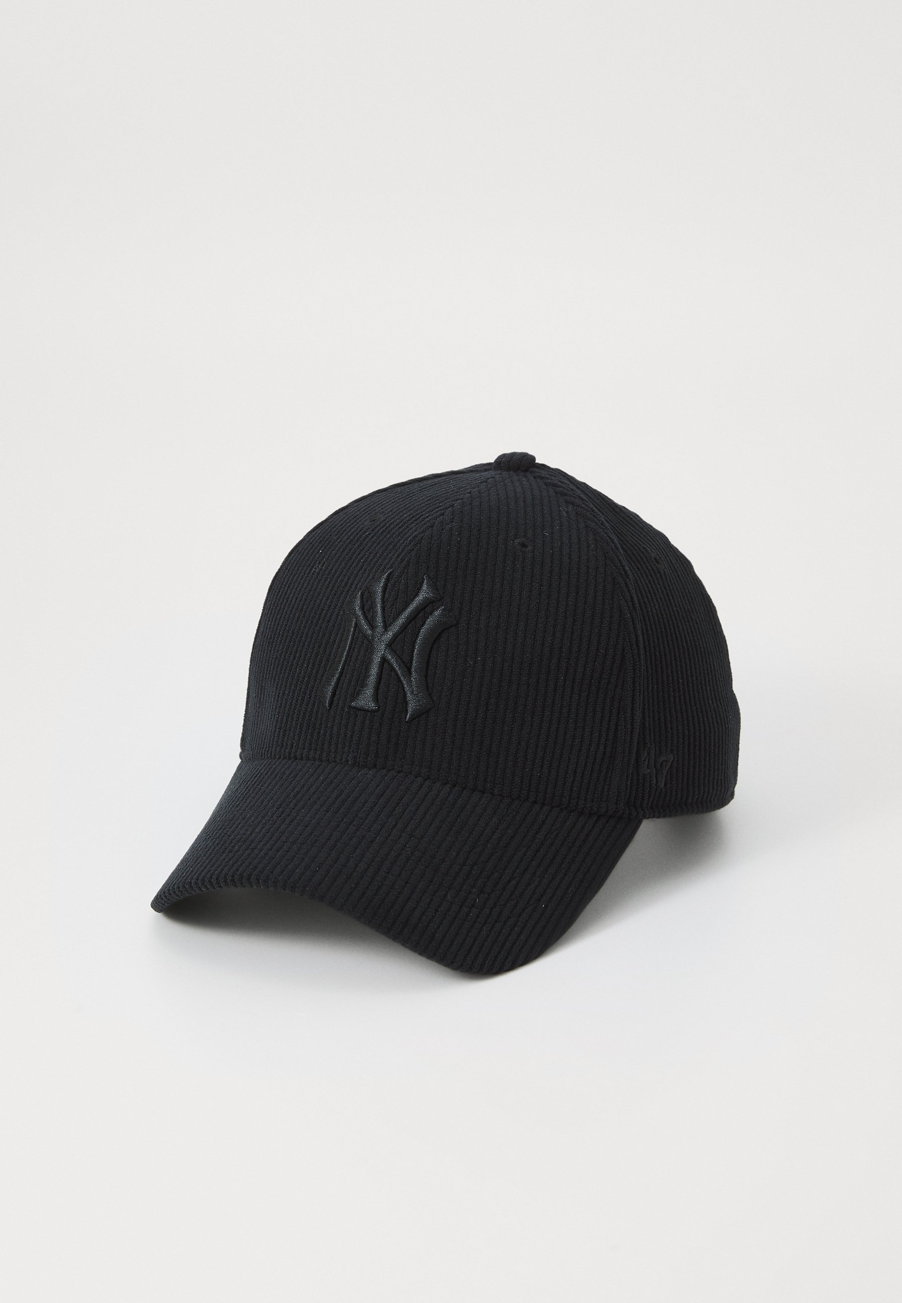 '47 Caps