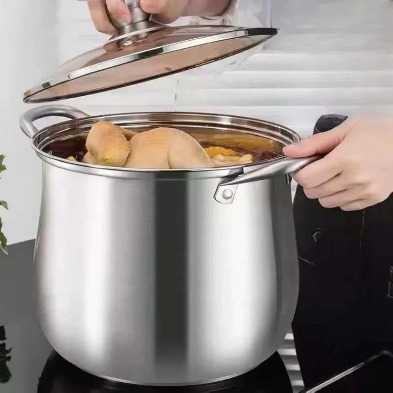 1 marmite en acier inoxydable grande capacité pour soupe, nouilles, ragoûts et soupes de poulet. Compatible avec les plaques à induction et à gaz.