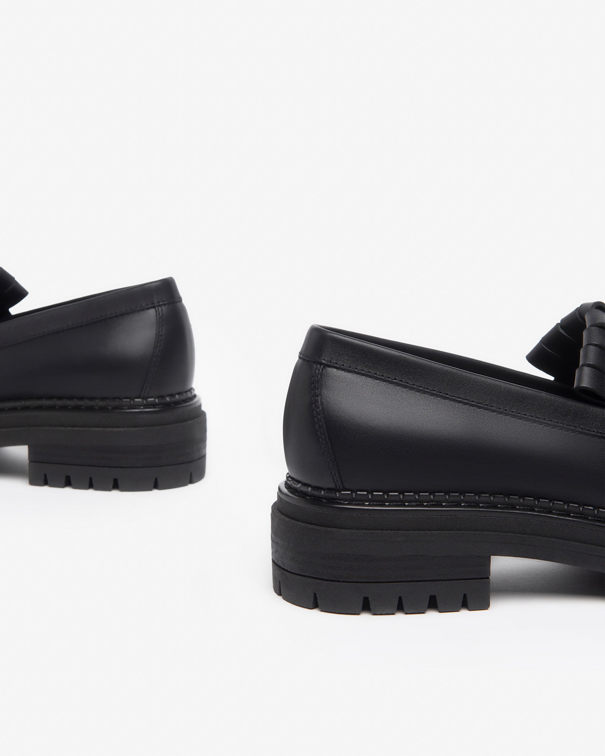  Damen-Ledermokassins