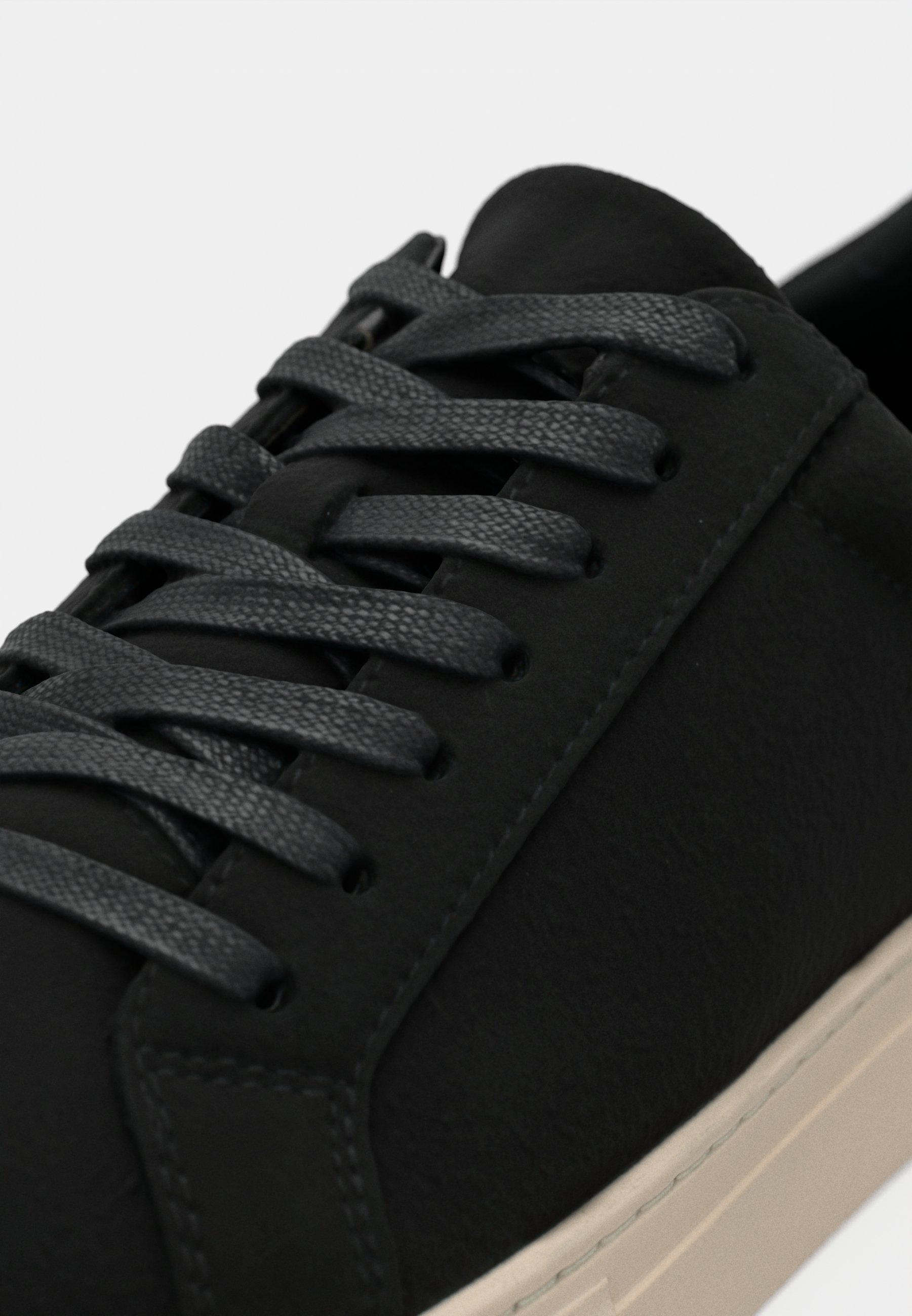 Baskets Vagabond PAUL 2.0 - noires
