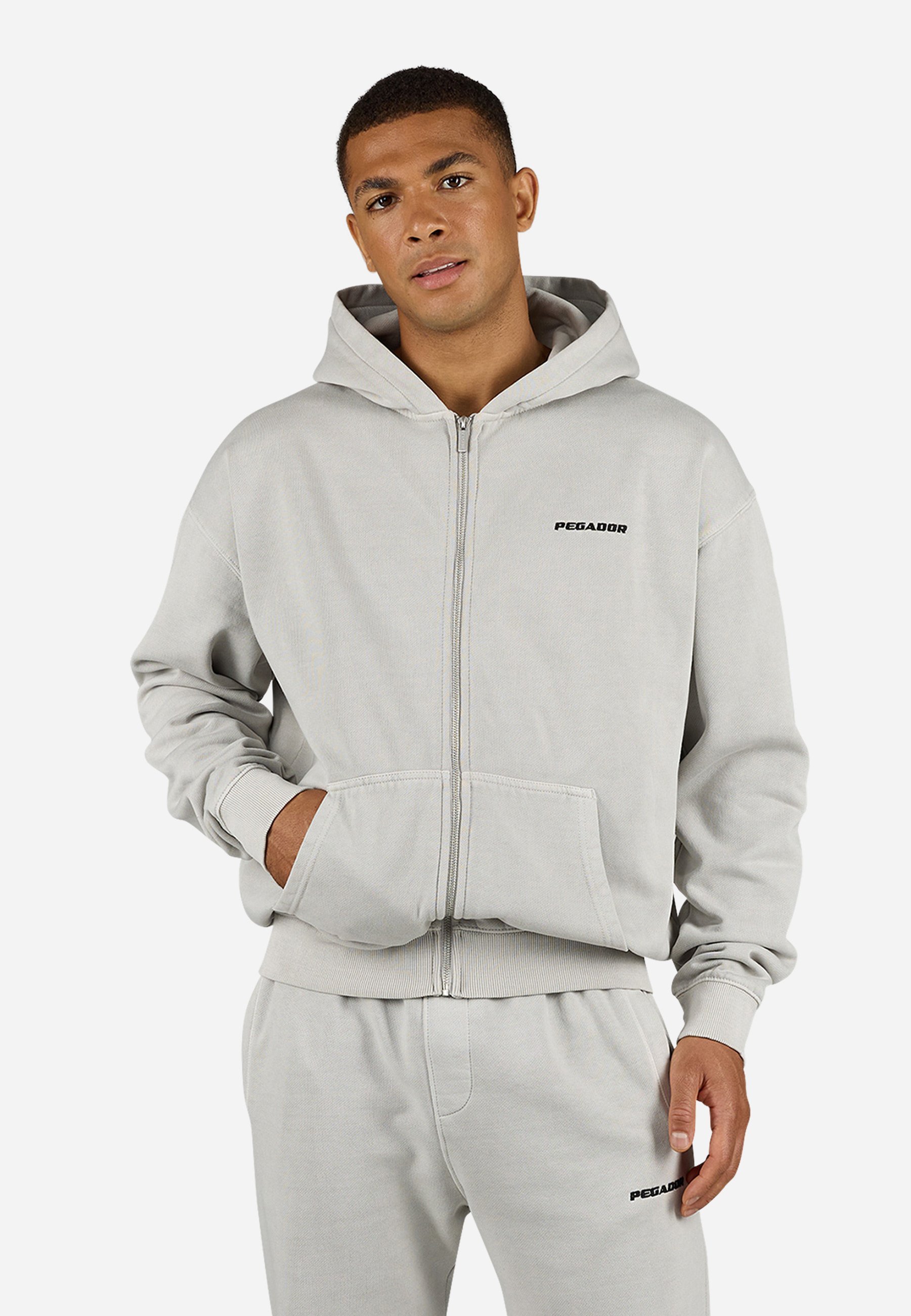 Kurtki dresowe Pegador